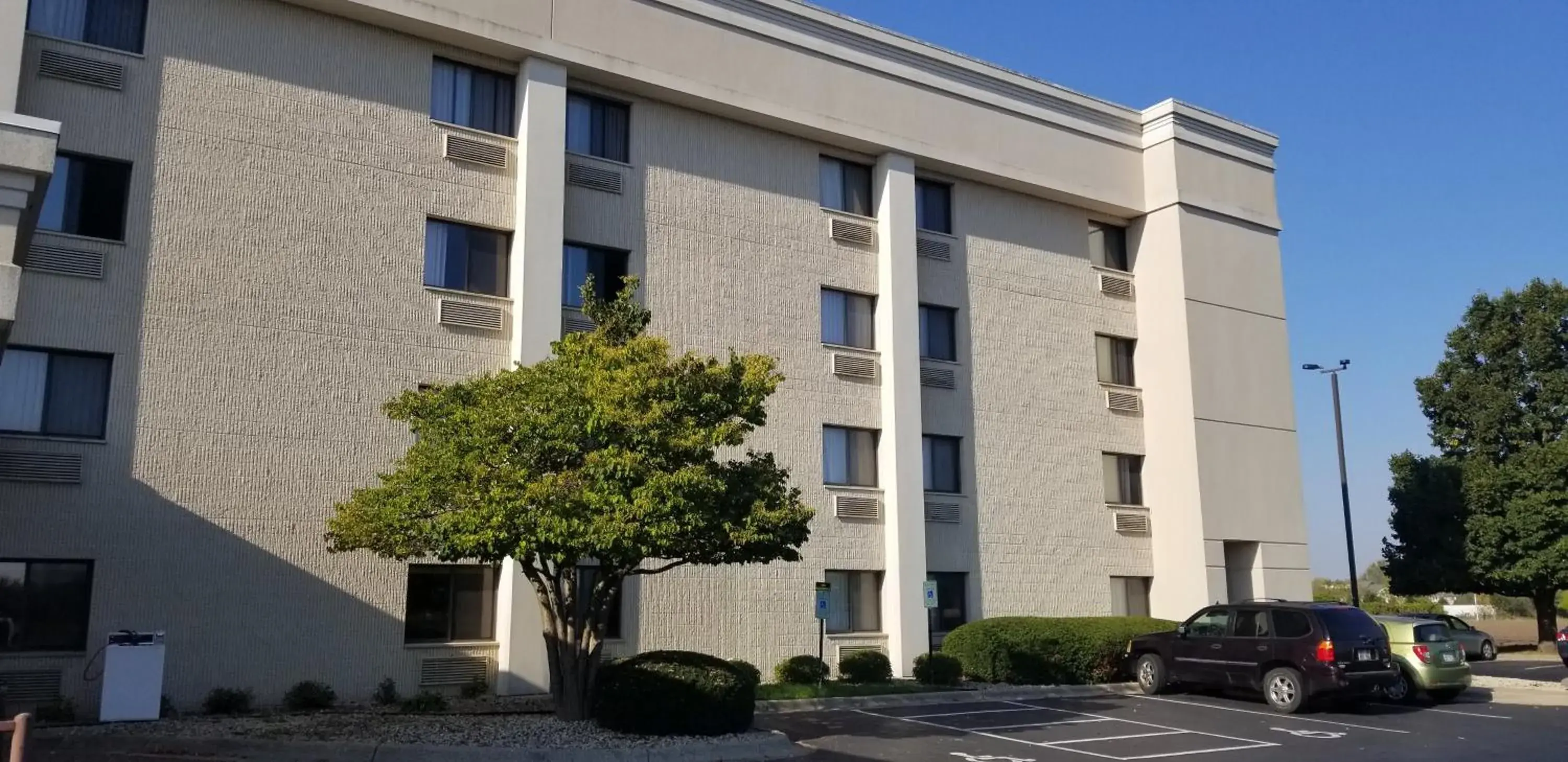 Property building in Baymont by Wyndham Janesville Property building in Baymont by Wyndham Janesville