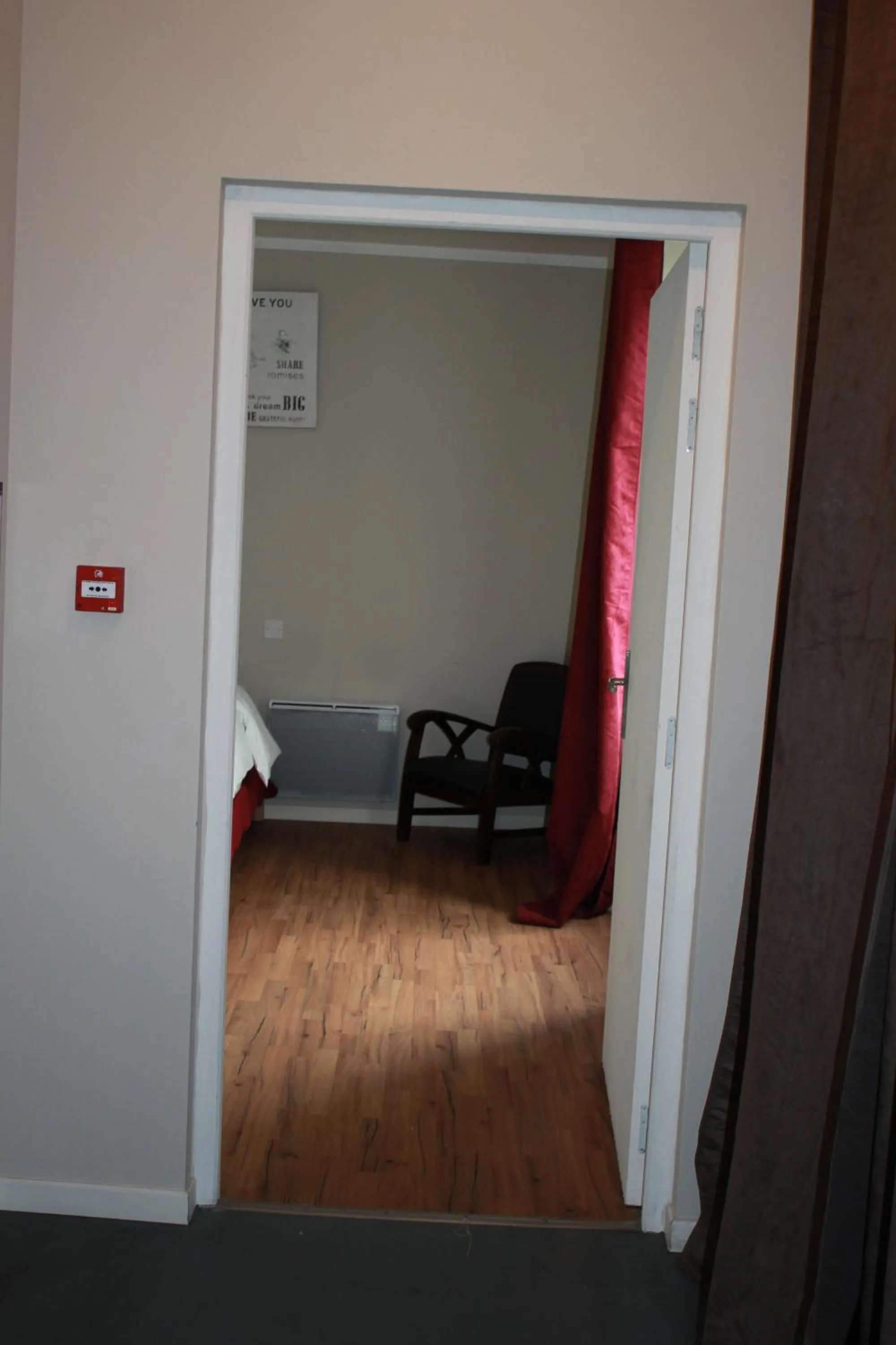 Bedroom in Hôtel de La Beauronne