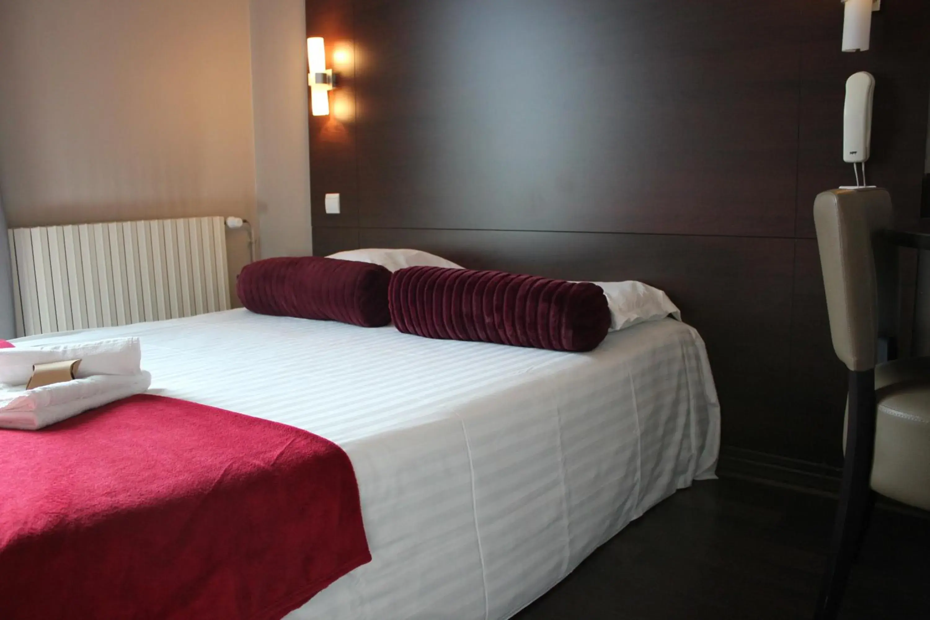 Single Room in Hôtel de La Beauronne Single Room in Hôtel de La Beauronne