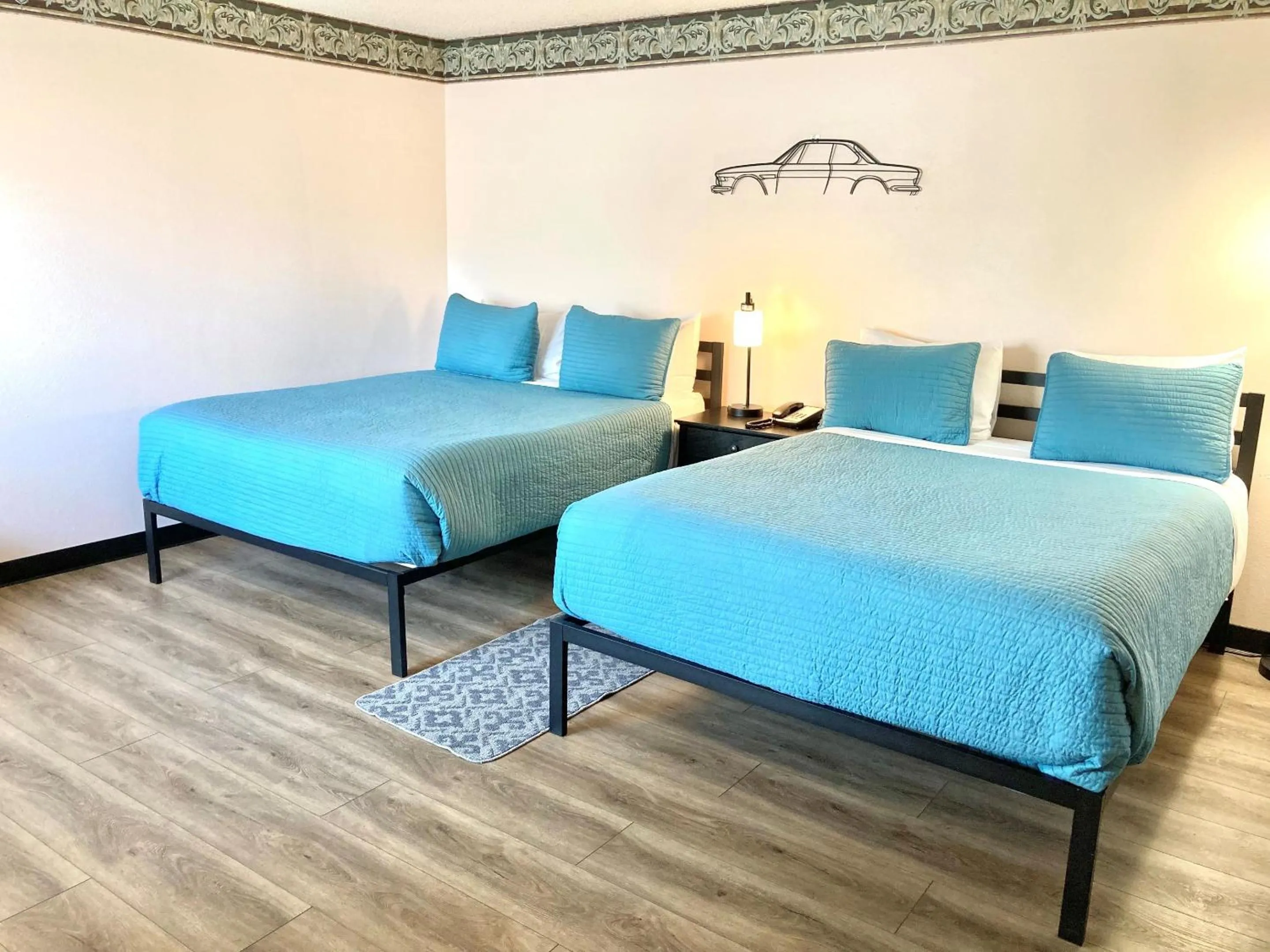 Bedroom, Bed in Coast Riders Inn