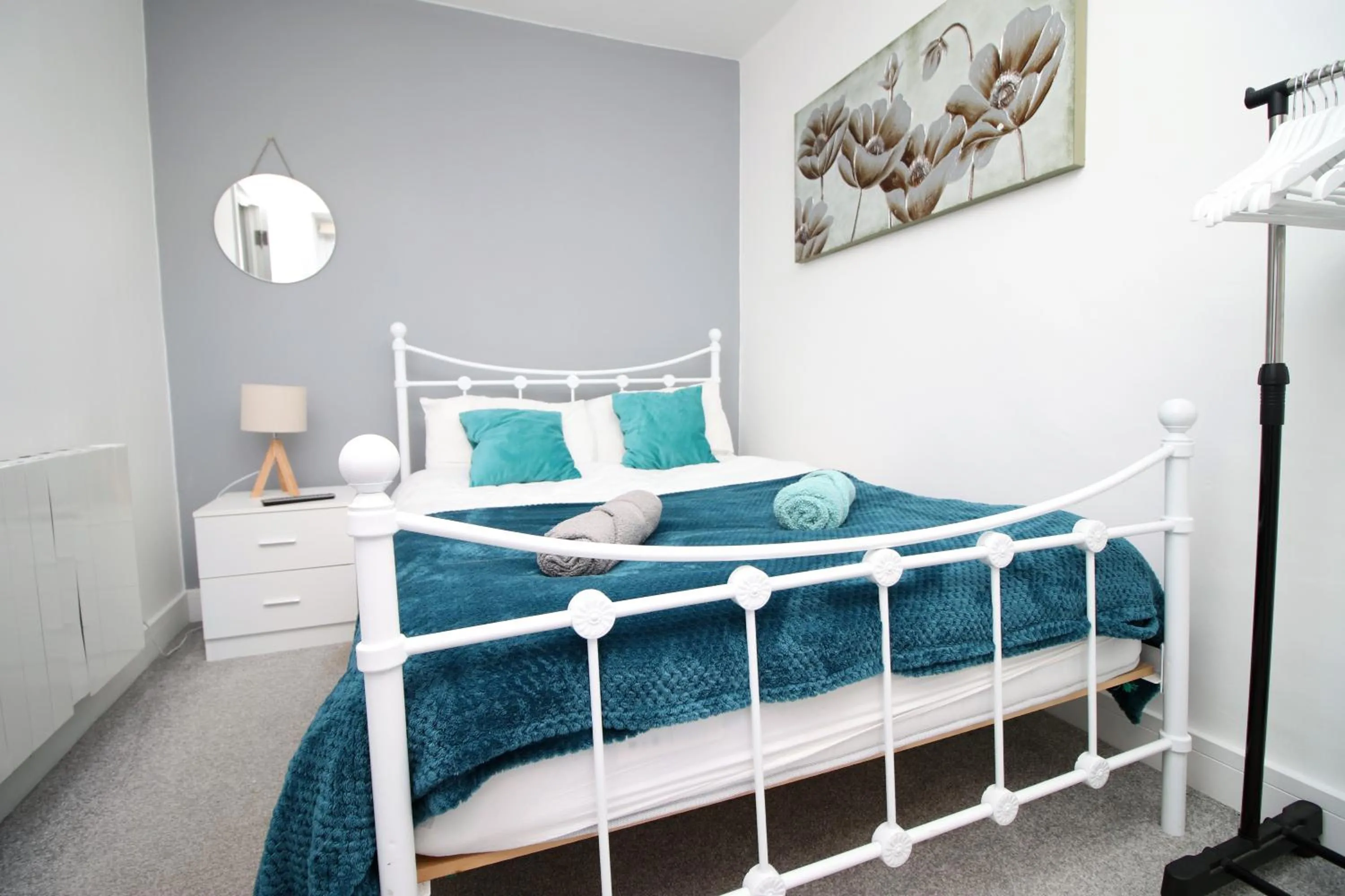 Cosy 2 Bed Flat 1 in Bridgend