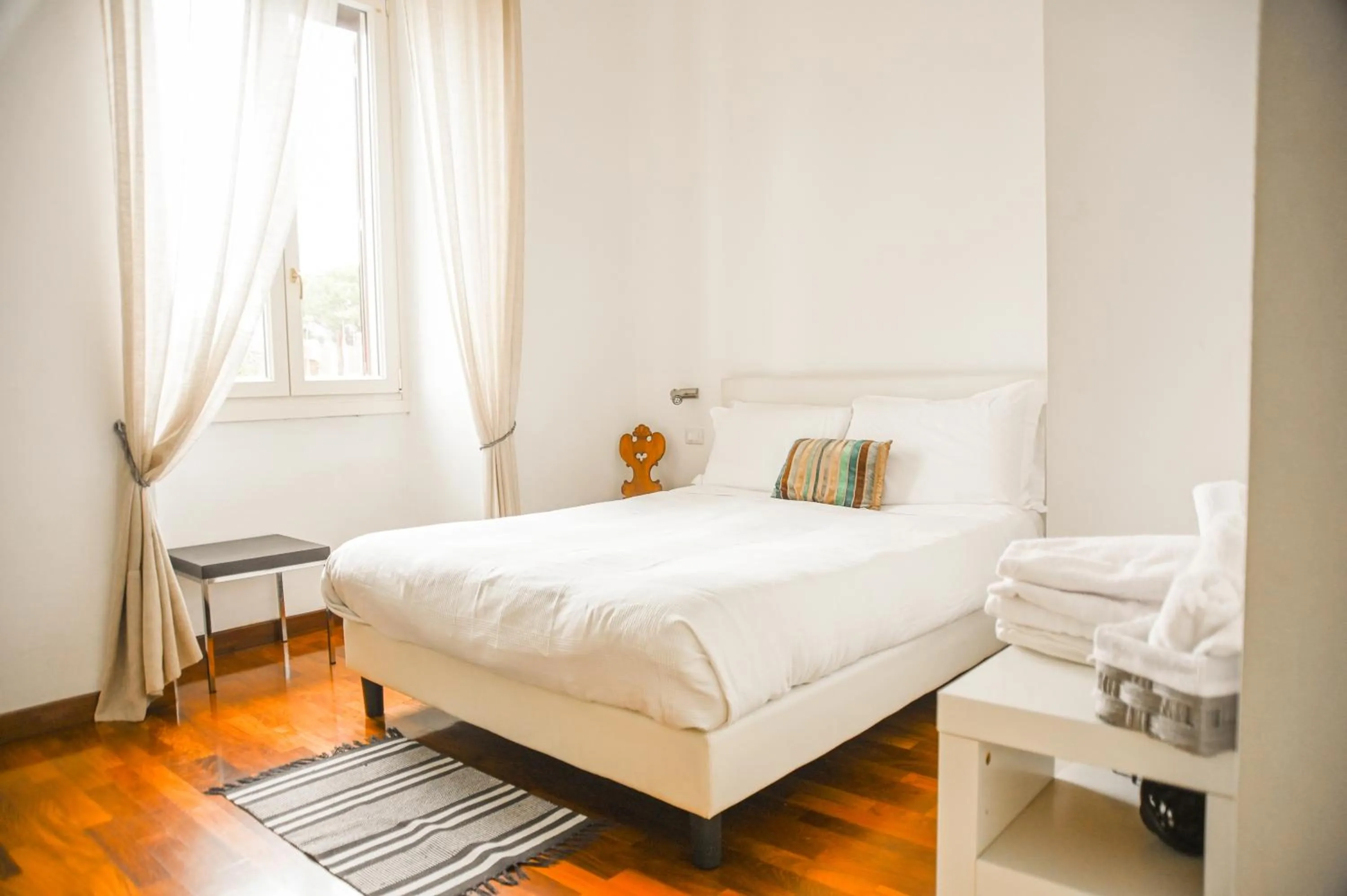 Bed in Feliz in Roma B&B