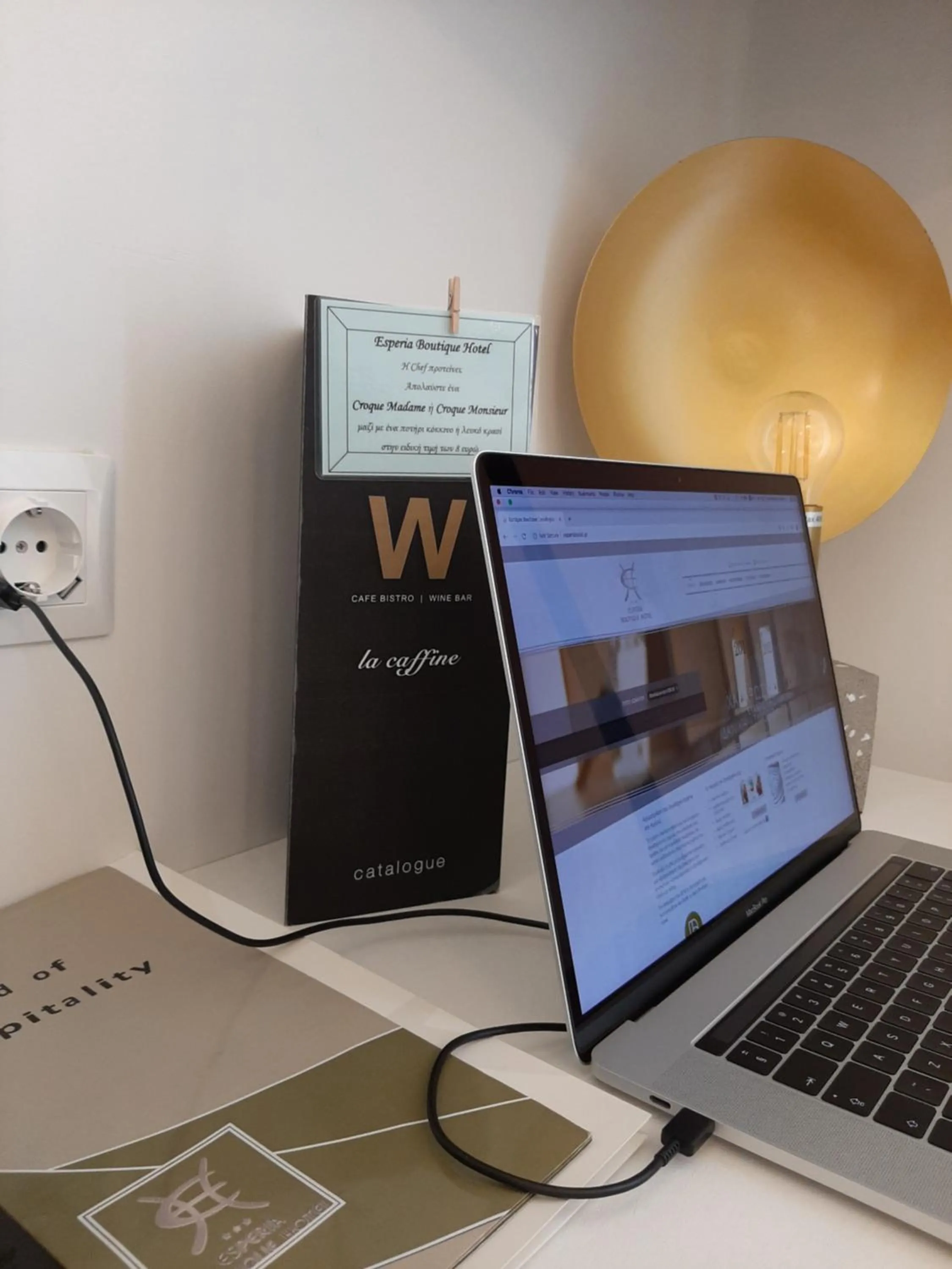 TV and multimedia in Esperia Boutique Hotel