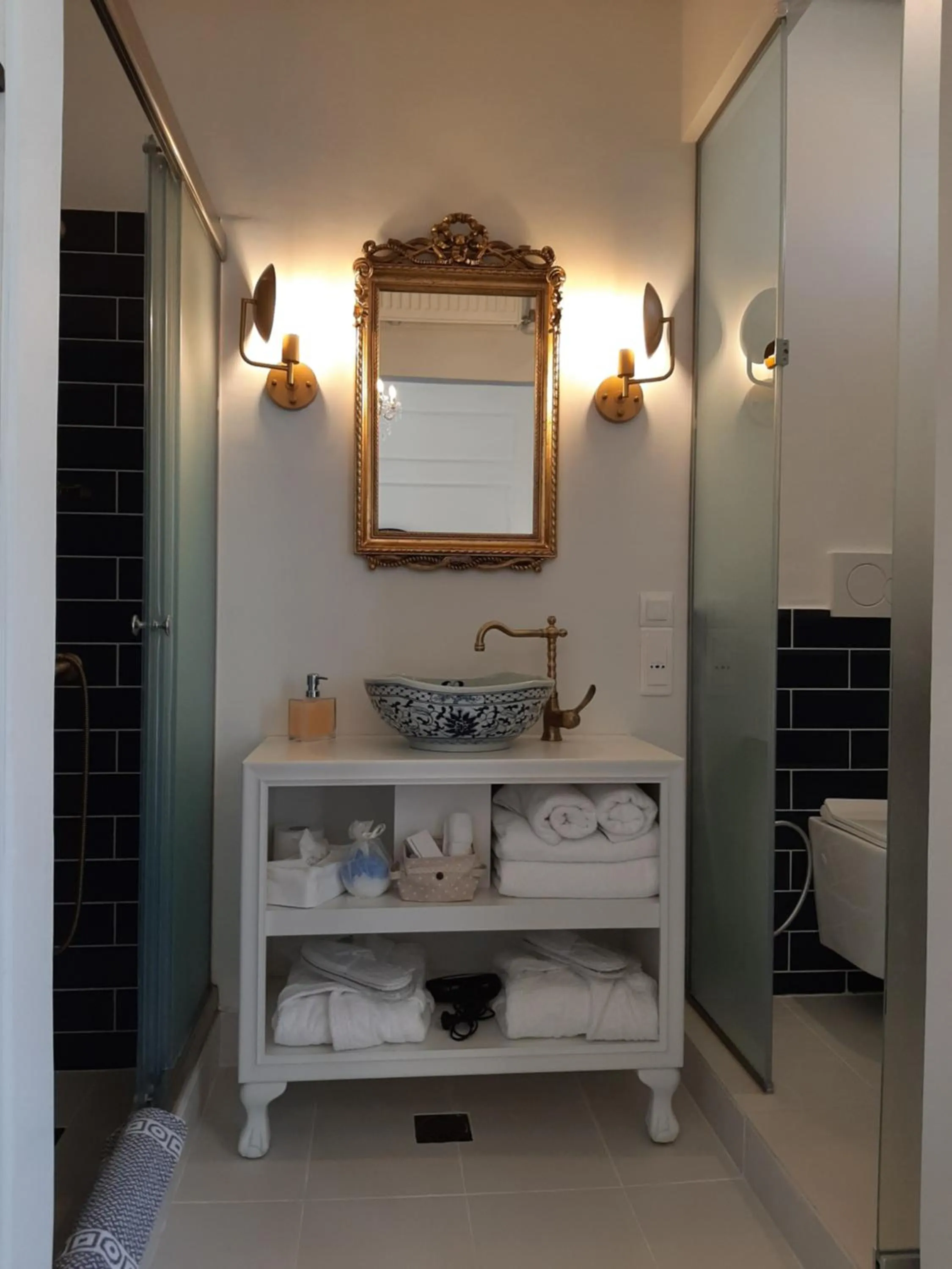 Bathroom in Esperia Boutique Hotel