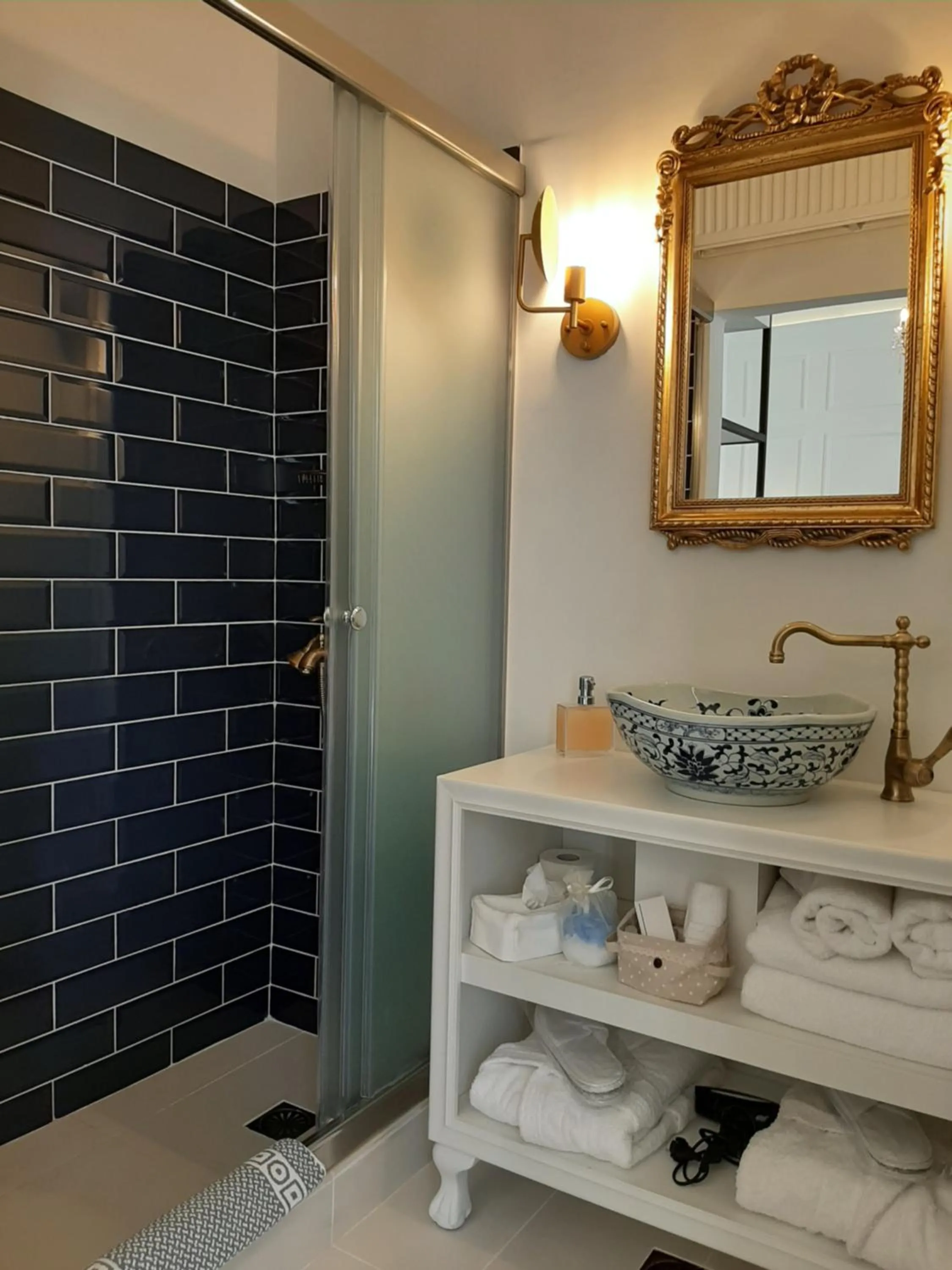 Bathroom in Esperia Boutique Hotel
