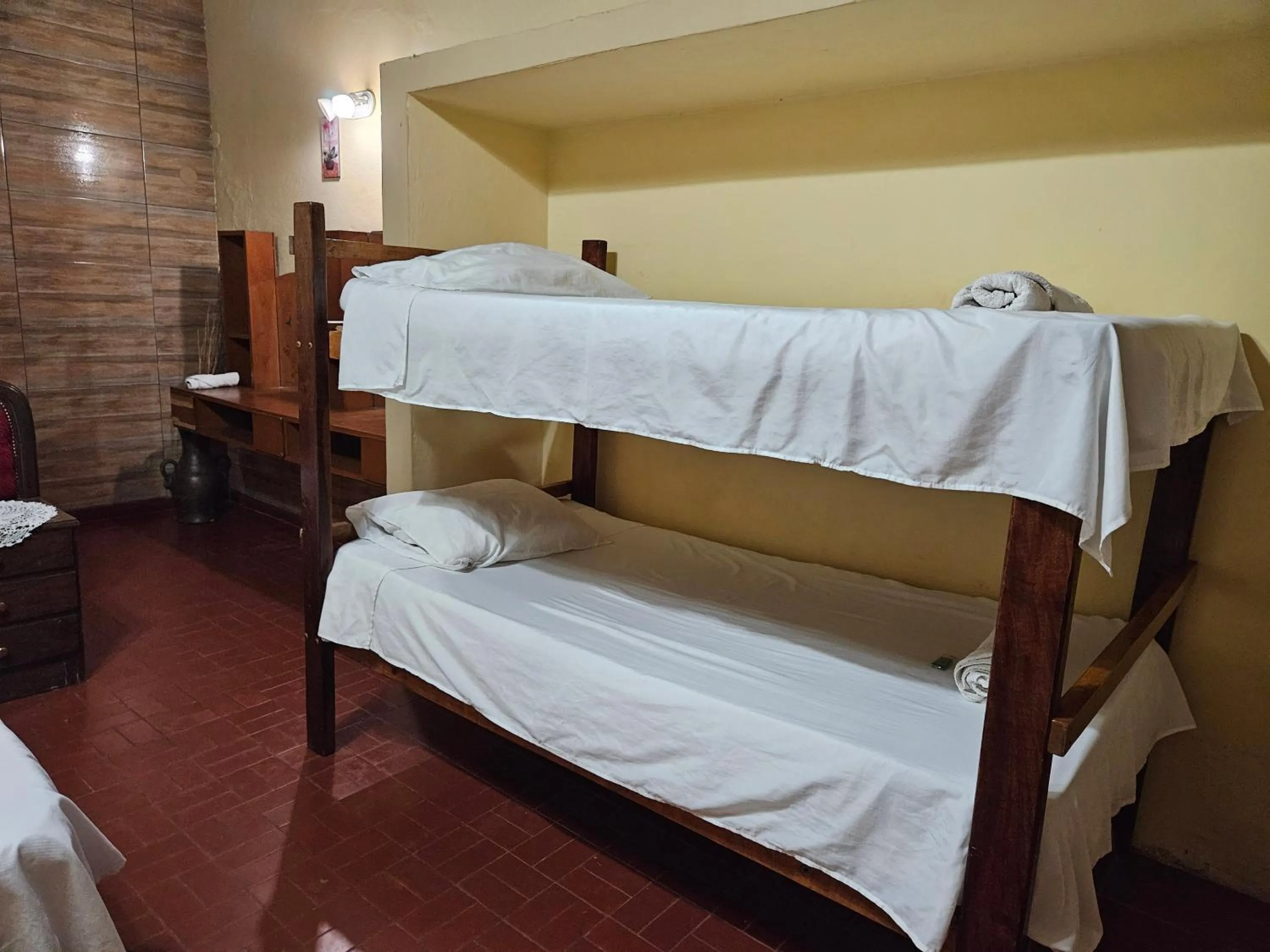 Triple Room in Casa de la Y - B&B