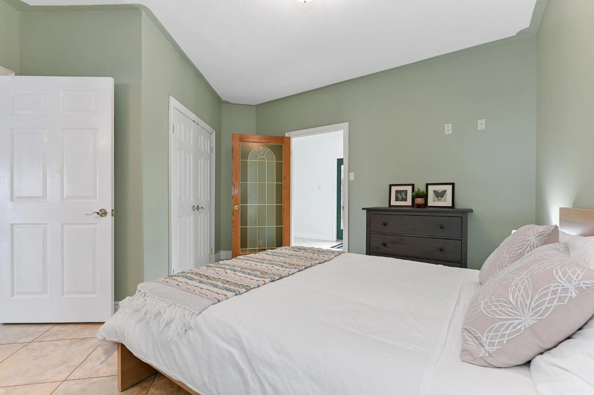 Bed in Baptiste Lake Lodge