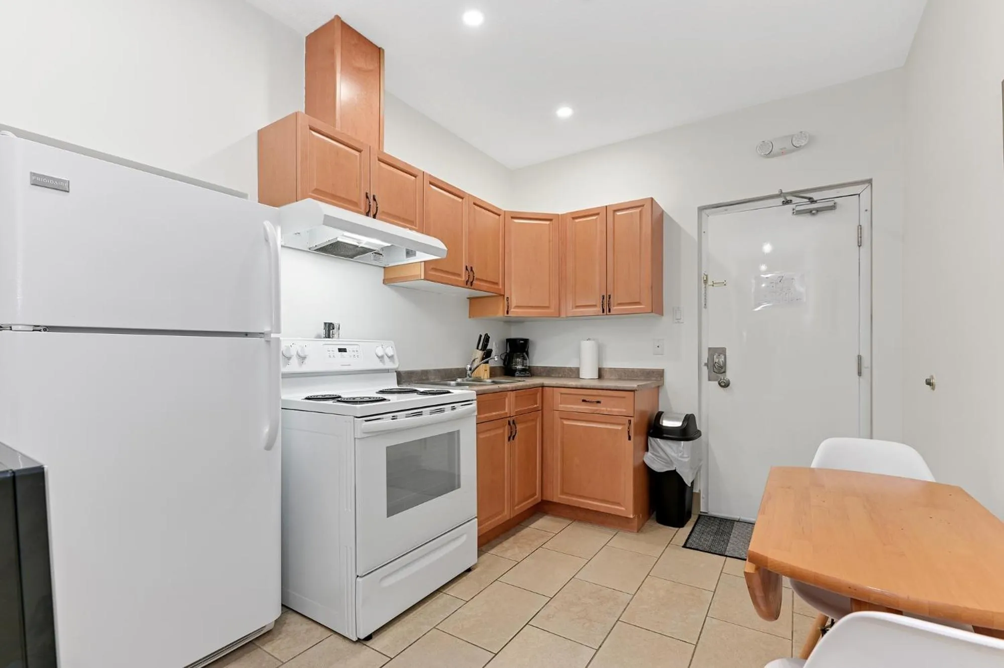 Kitchen or kitchenette in Baptiste Lake Lodge