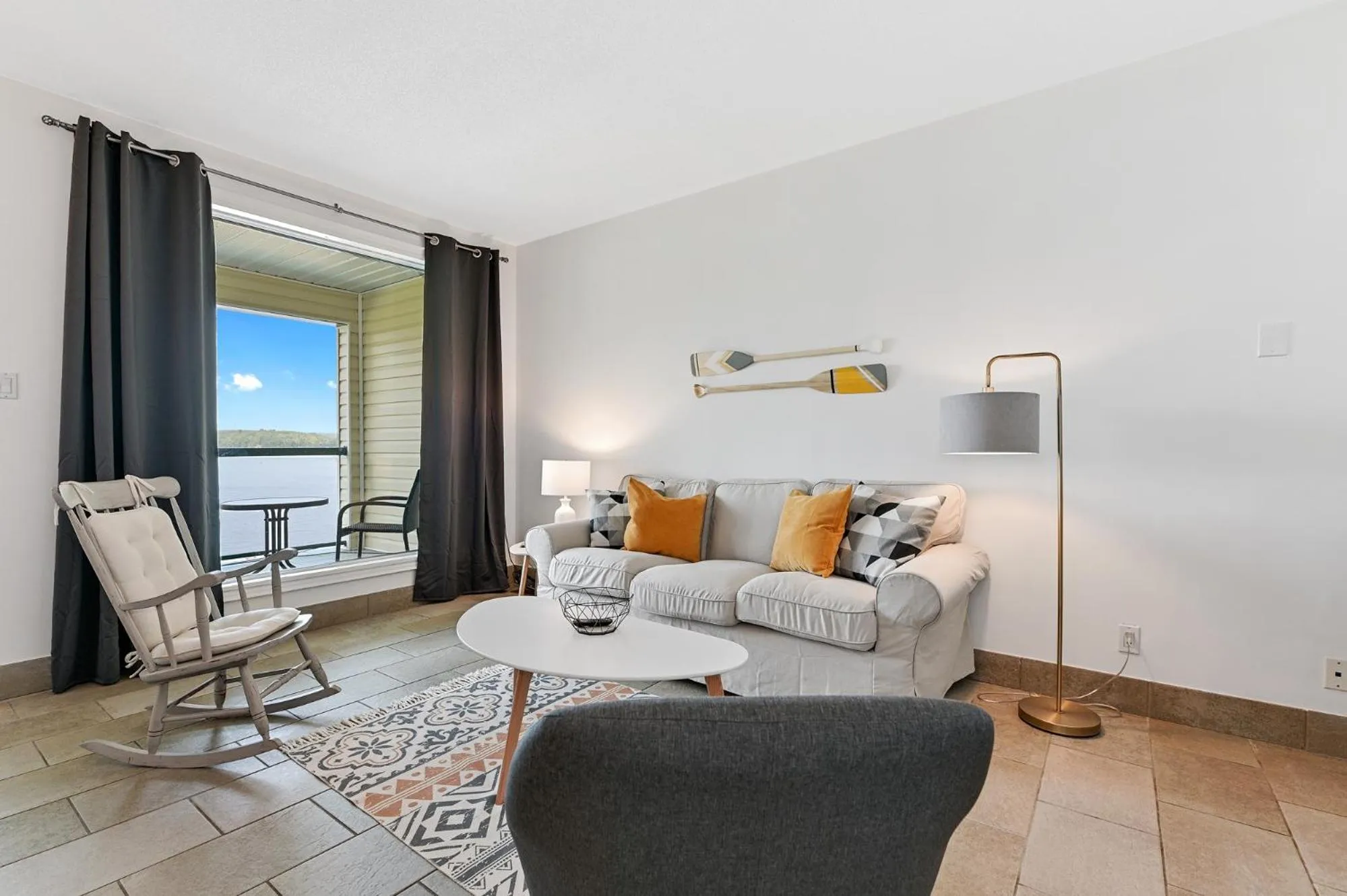 Living room in Baptiste Lake Lodge