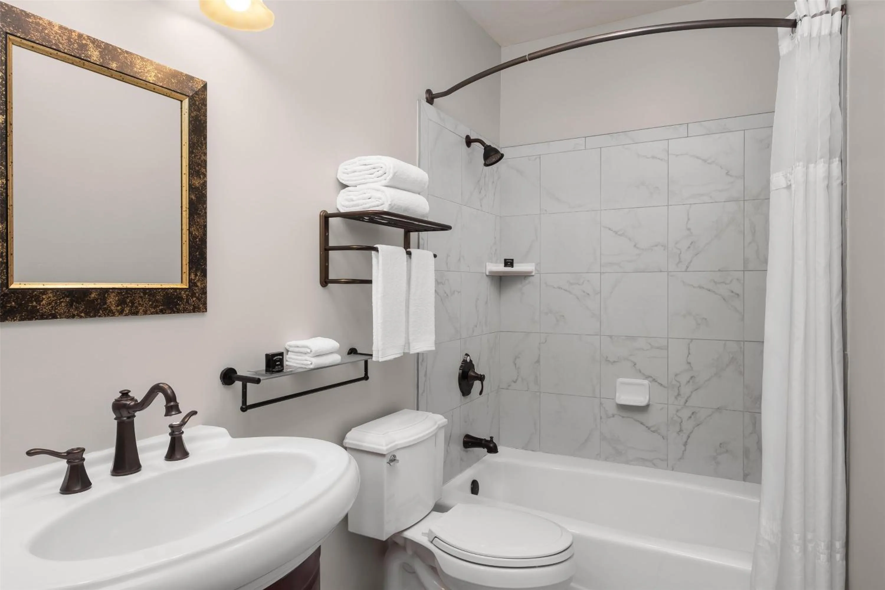 Bathroom in National Hotel Jackson, Tapestry Collection by Hilton