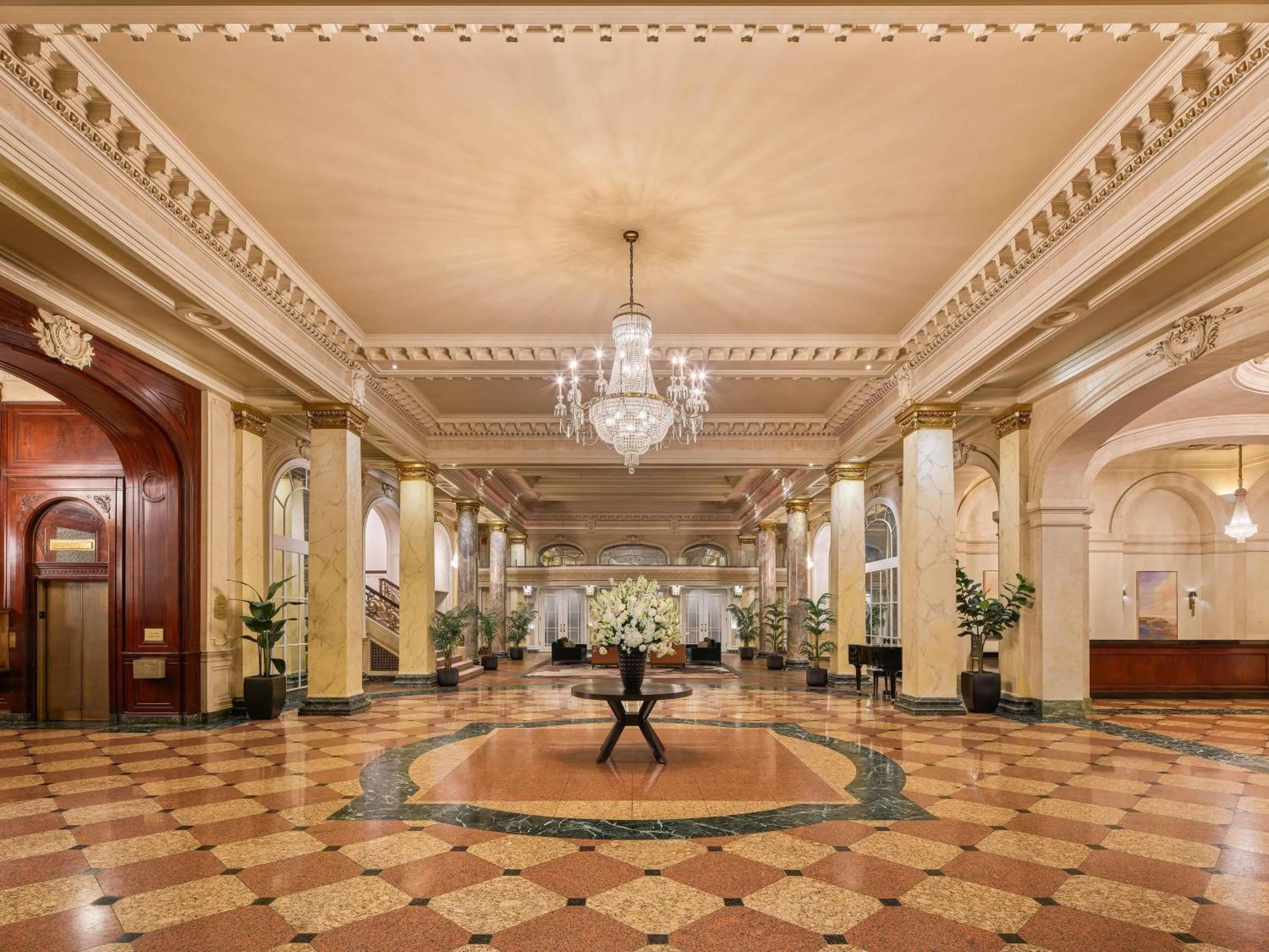 Property building in Fairmont Palliser