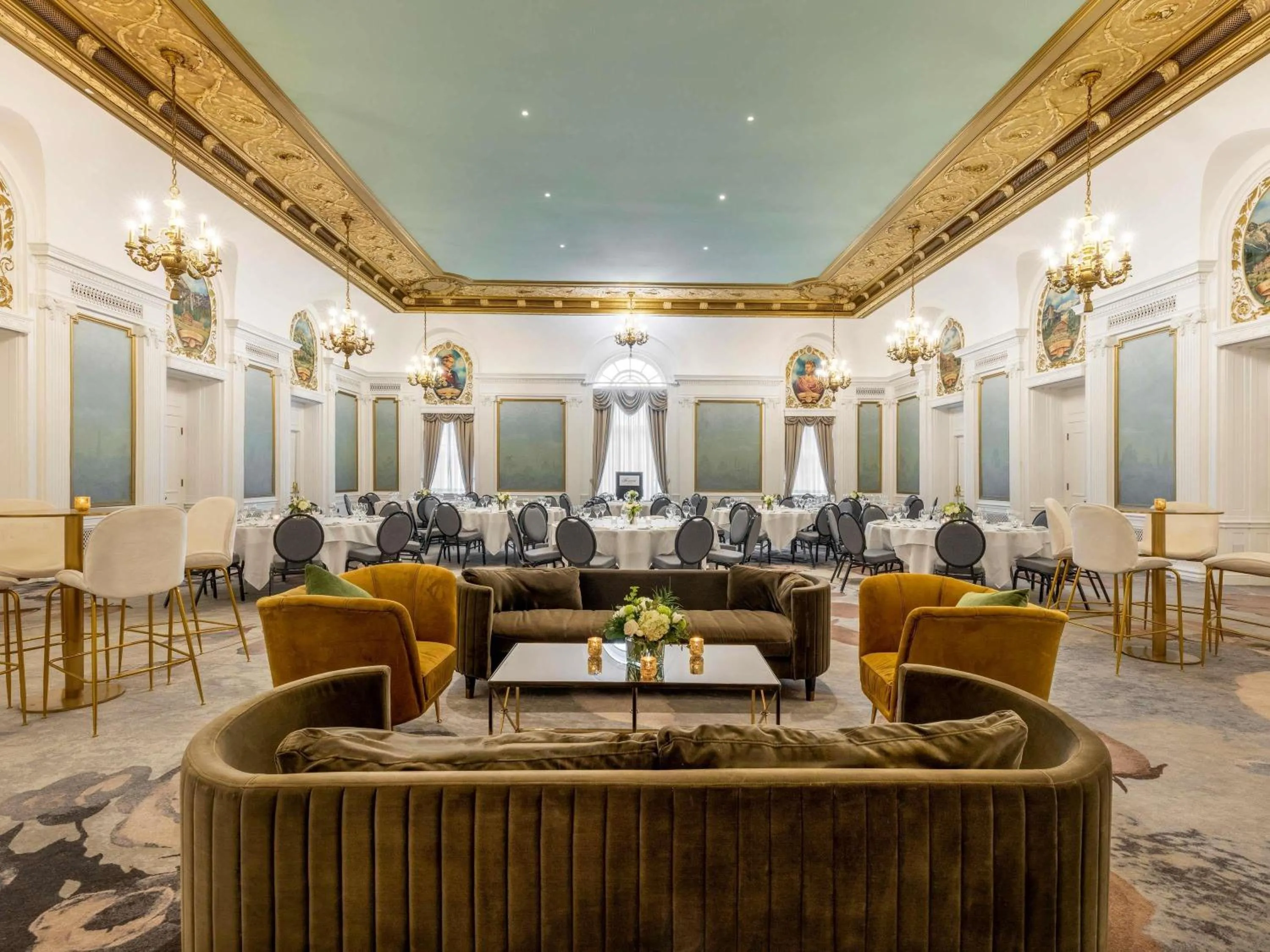 Meeting/conference room in Fairmont Palliser