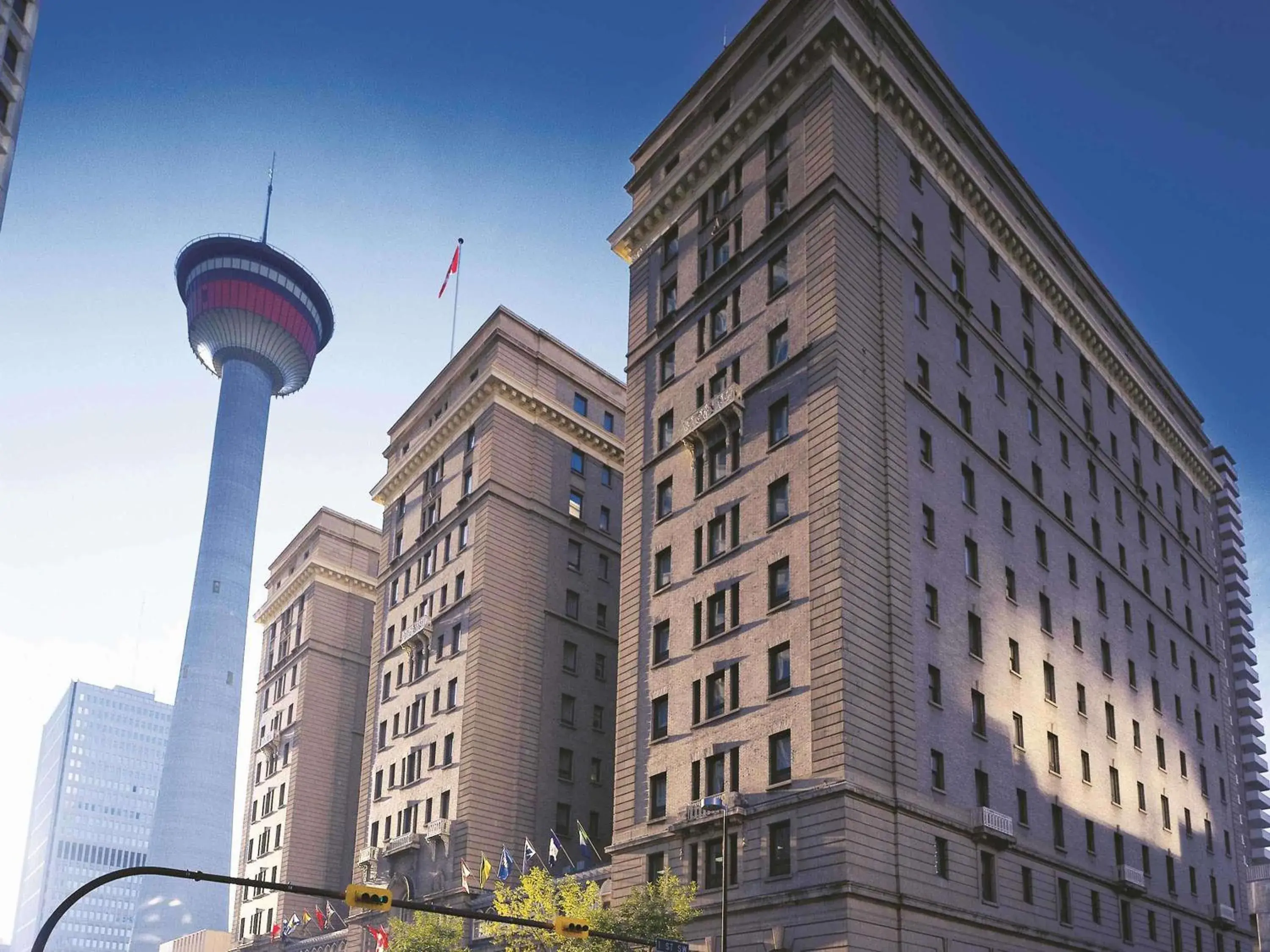 Property building in Fairmont Palliser Property building in Fairmont Palliser