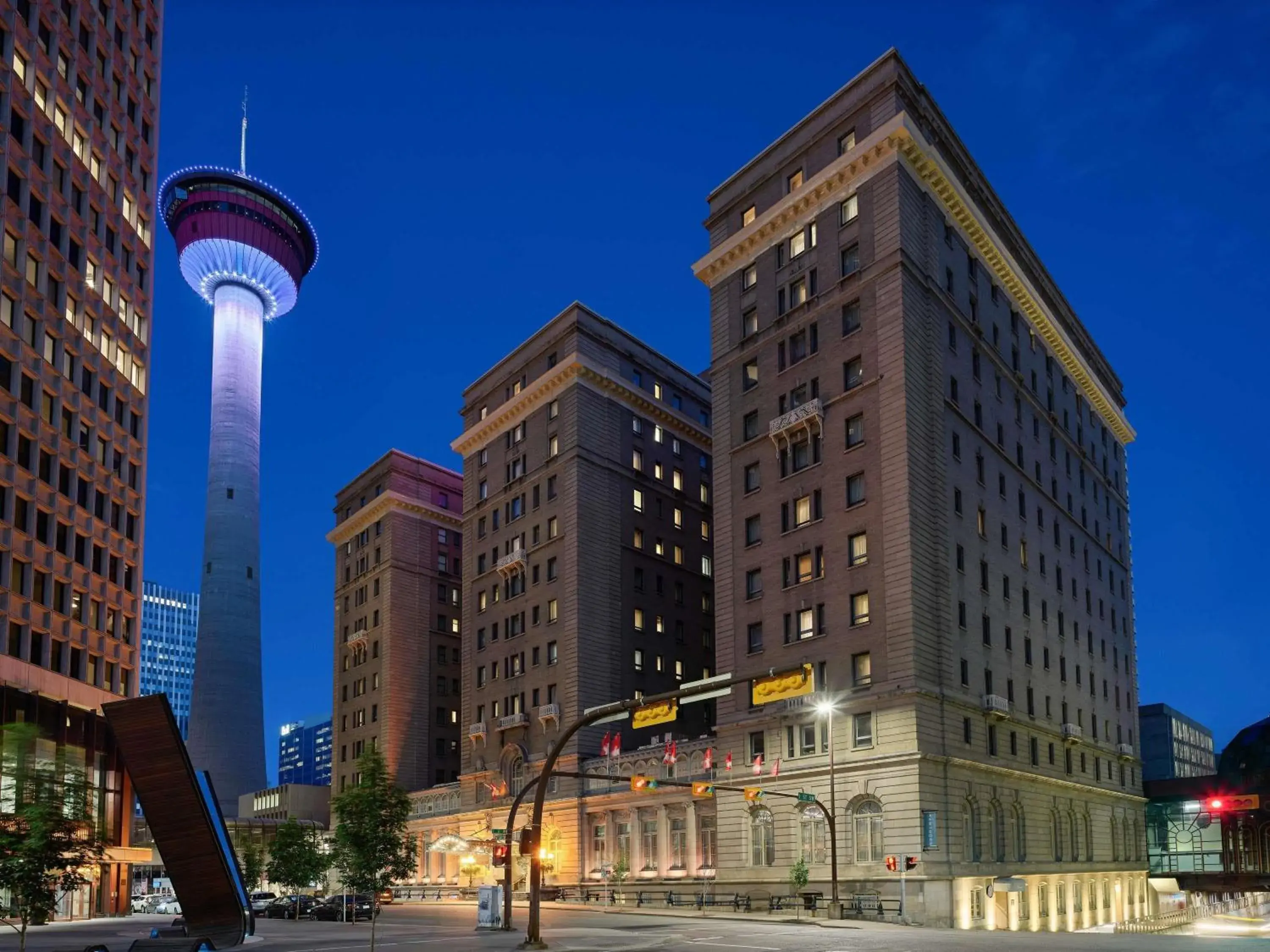 Property building in Fairmont Palliser Property building in Fairmont Palliser