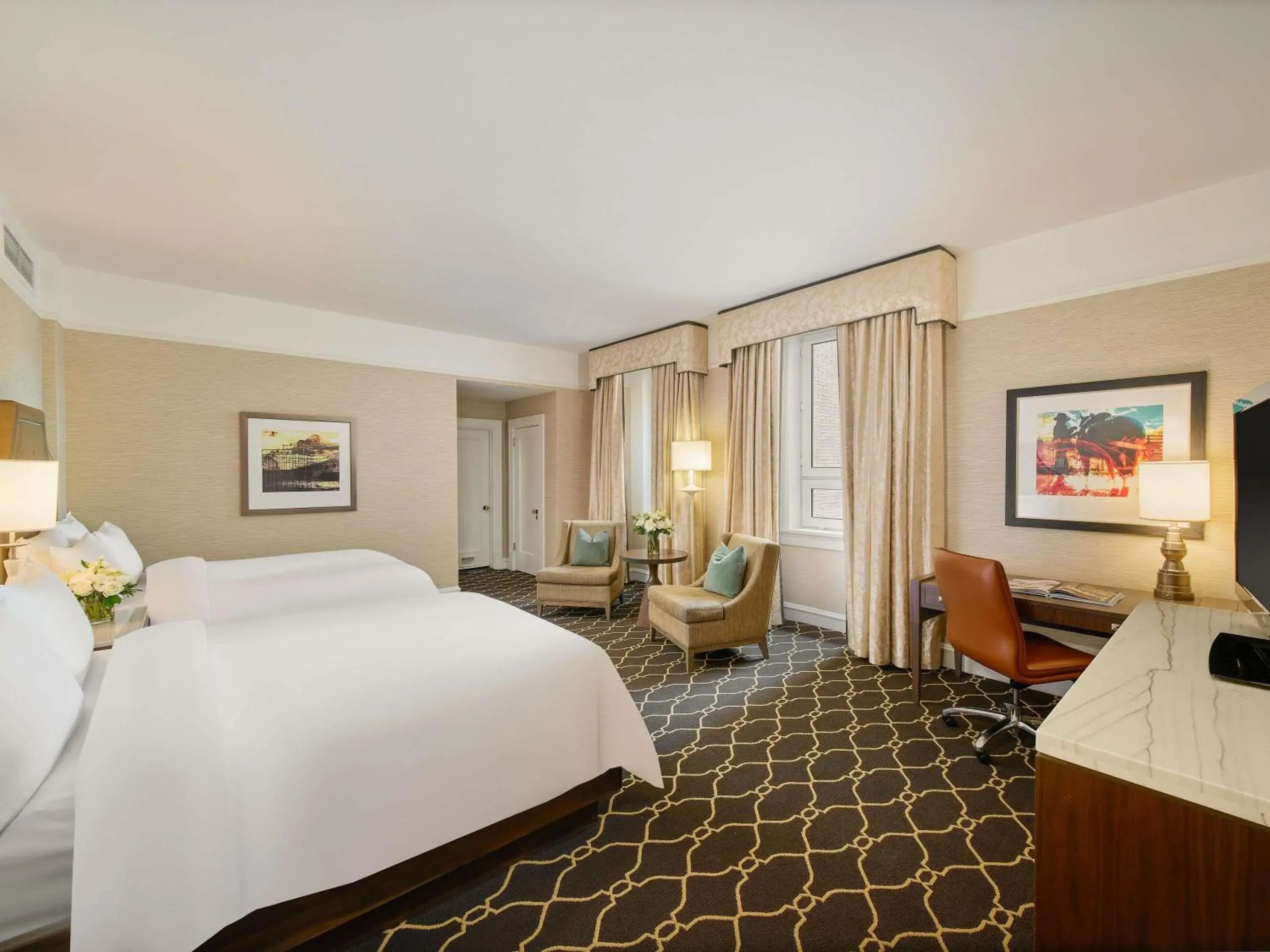 Bedroom, Bed in Fairmont Palliser Bedroom, Bed in Fairmont Palliser