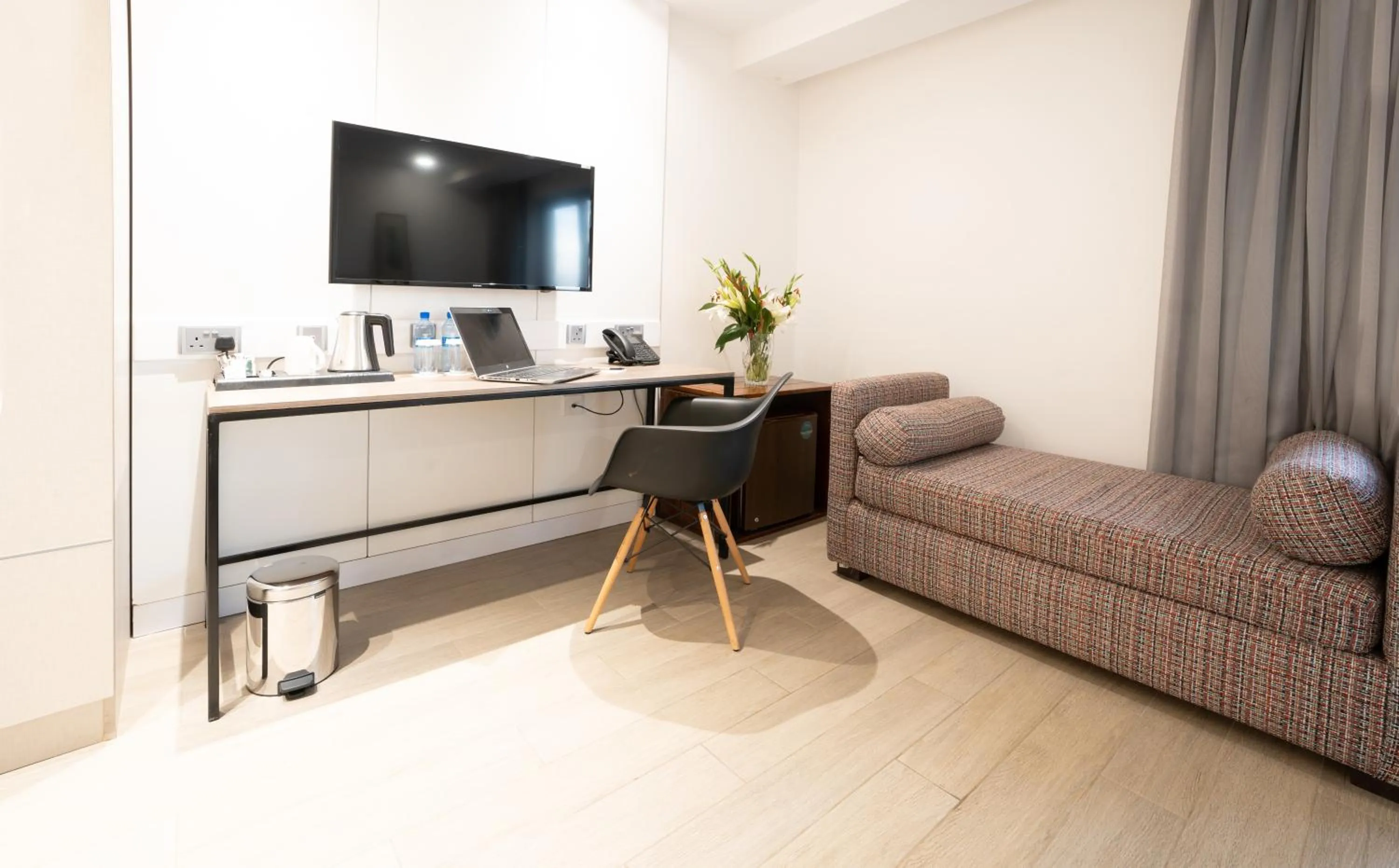 TV and multimedia in Sarova Imperial Hotel