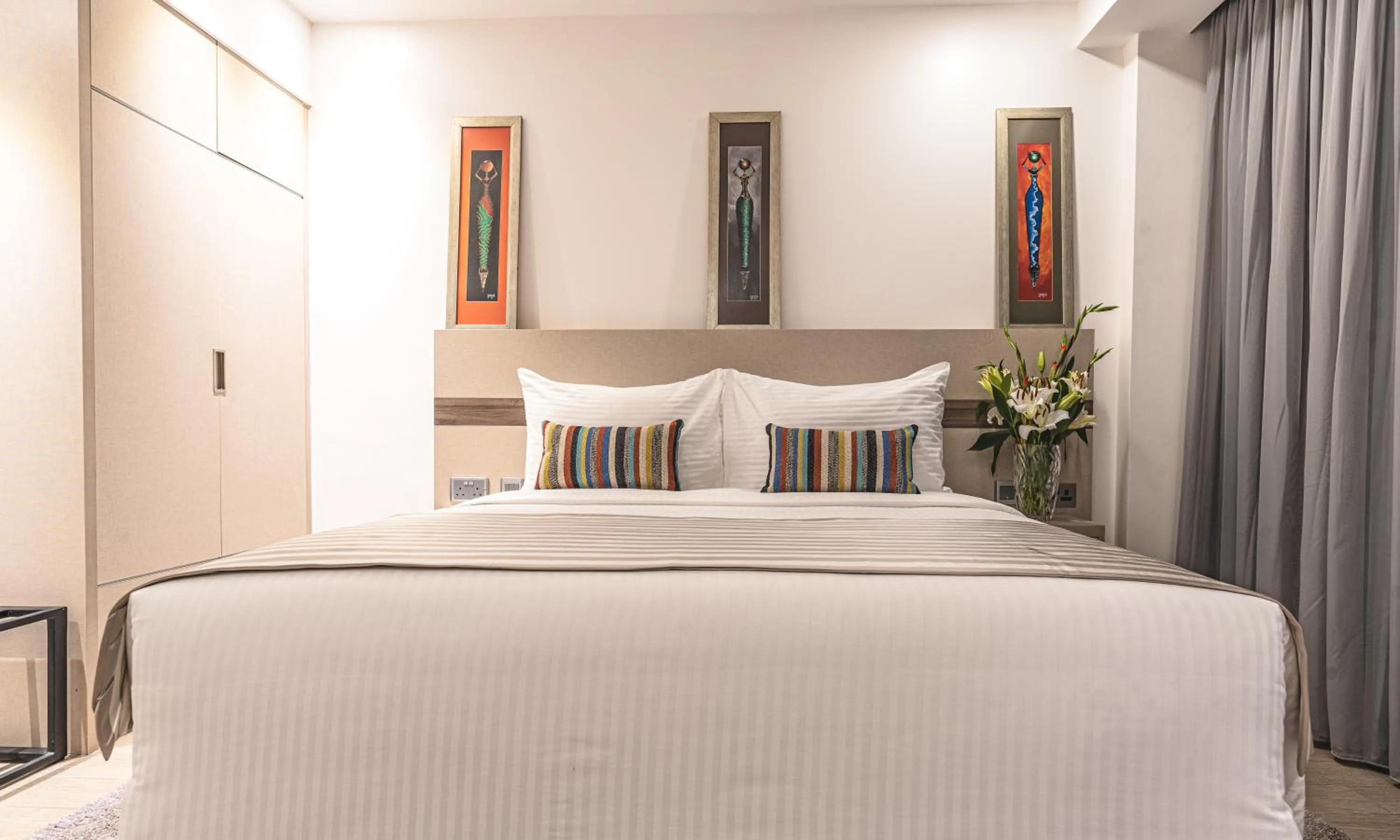 Bed in Sarova Imperial Hotel