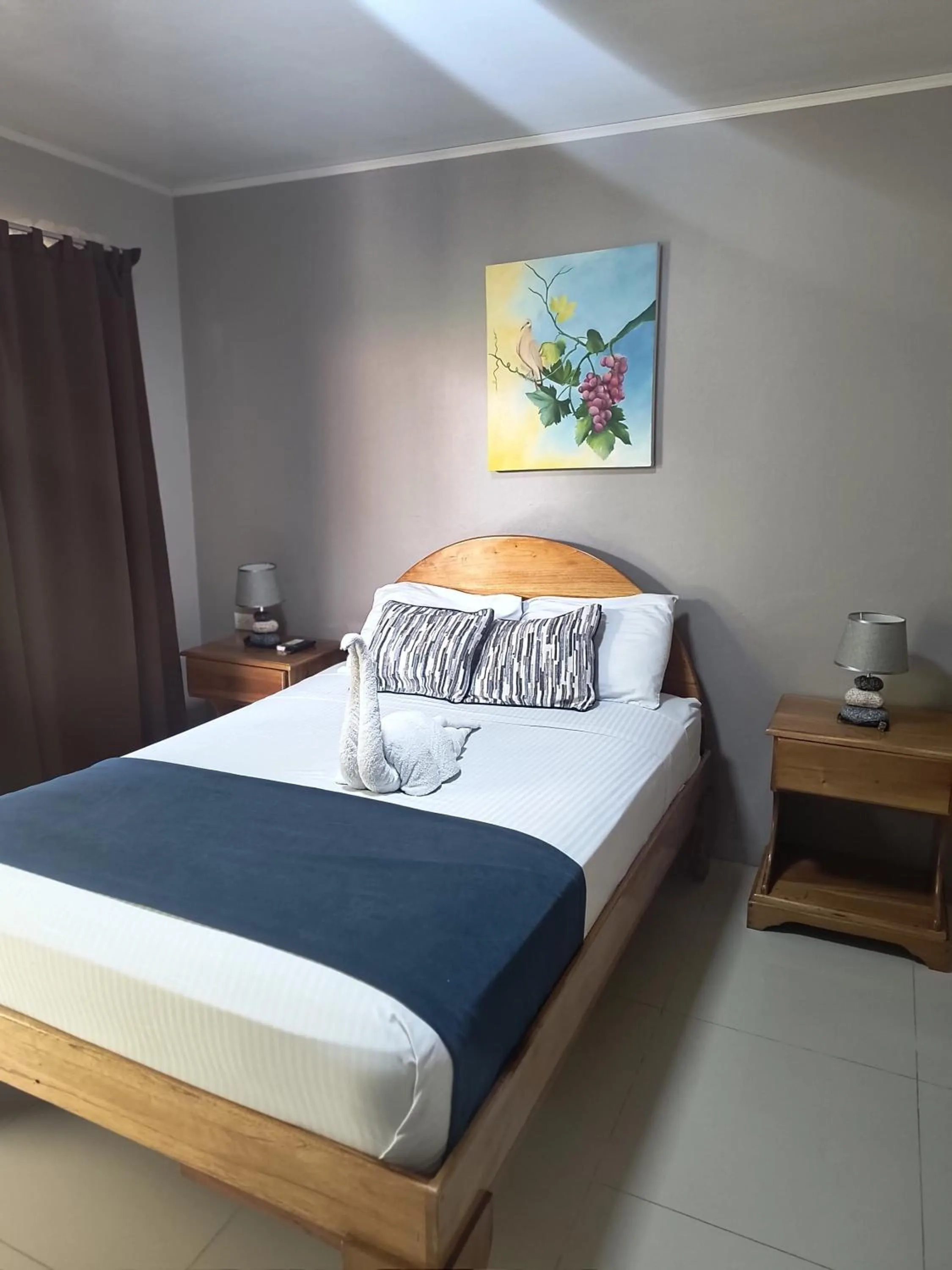 Property building, Bed in Hotel La Vid La Fortuna