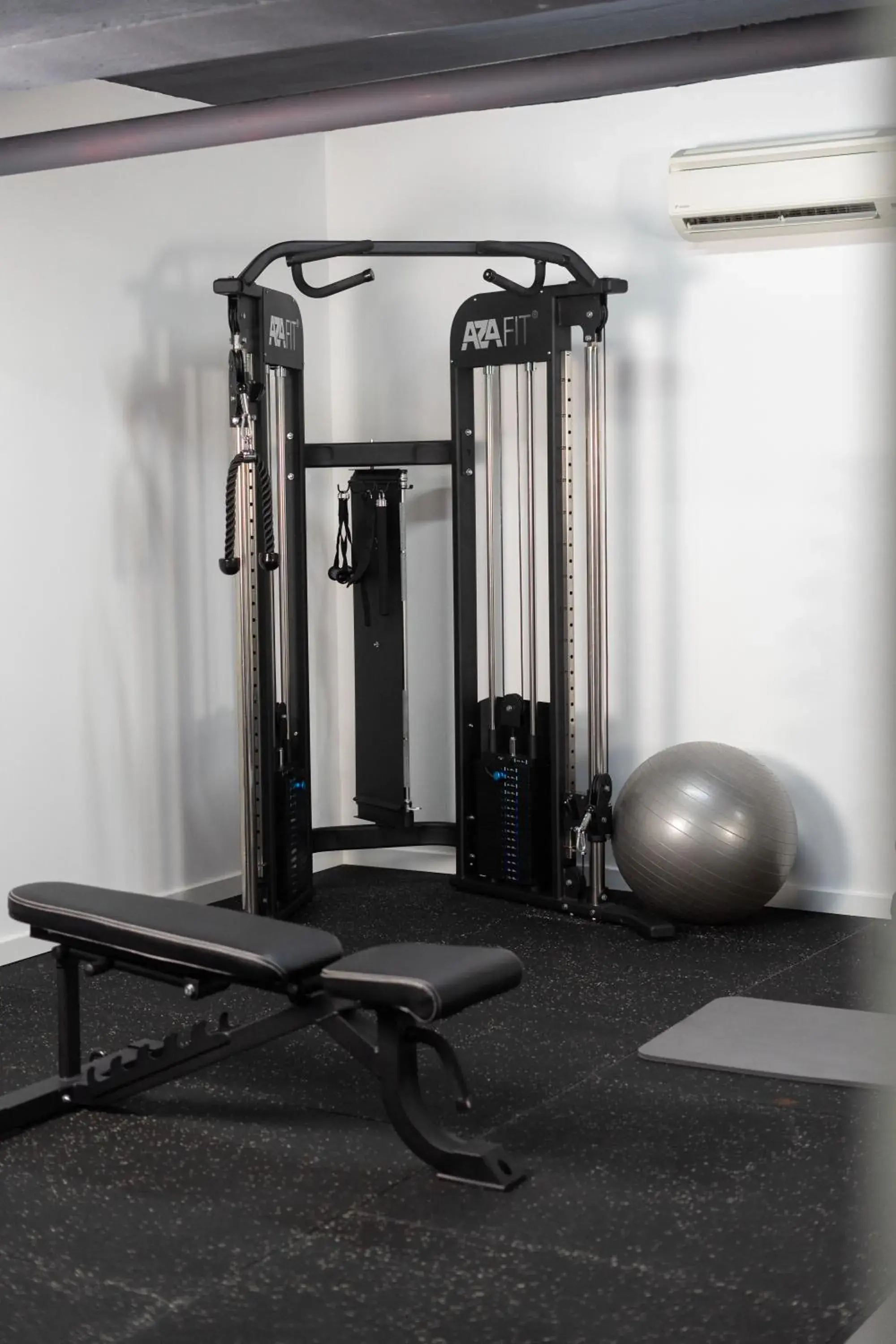 Fitness centre/facilities in Hotel Cristal Setúbal Fitness centre/facilities in Hotel Cristal Setúbal