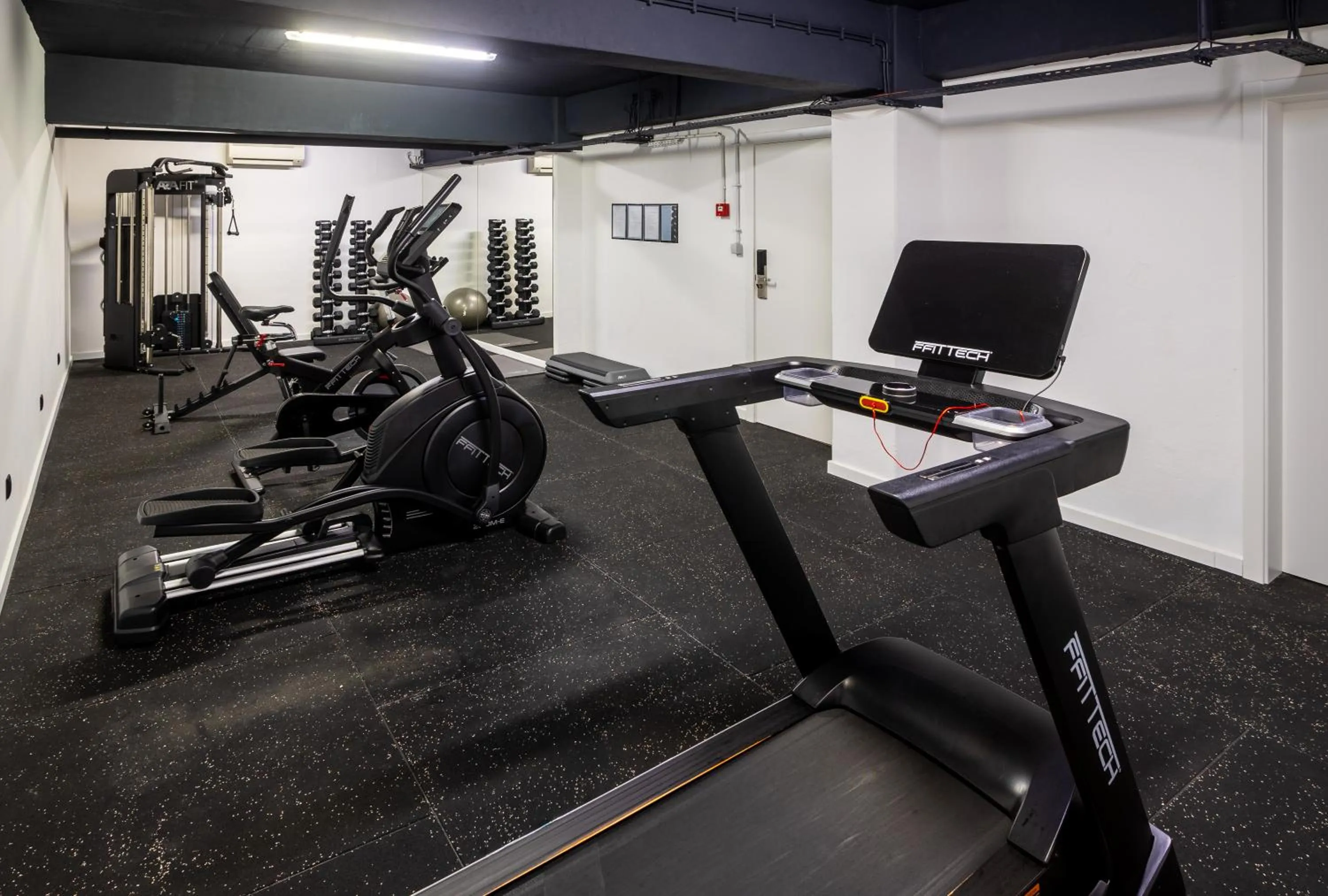 Fitness centre/facilities in Hotel Cristal Setúbal
