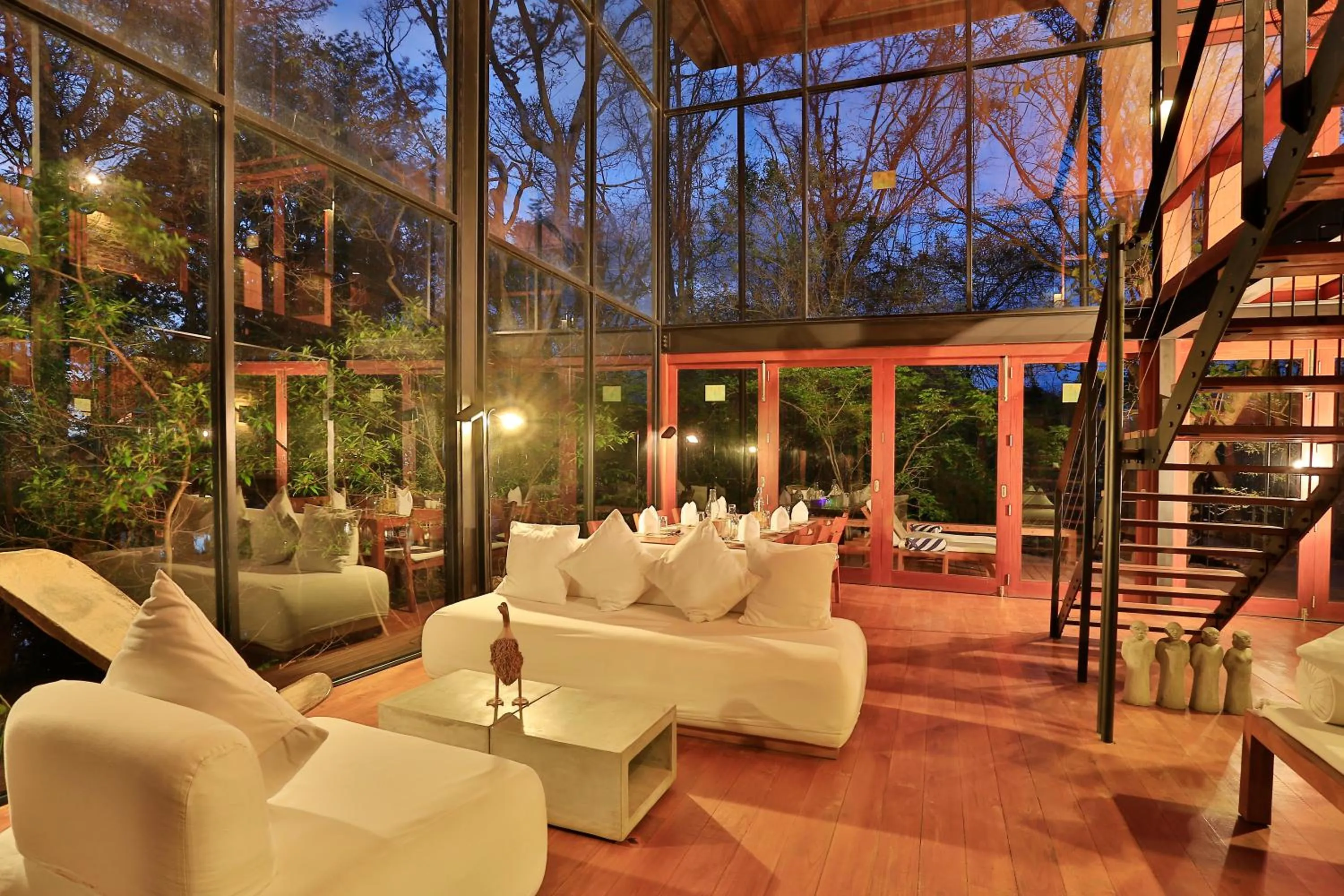 Dining area in Kalundewa Retreat