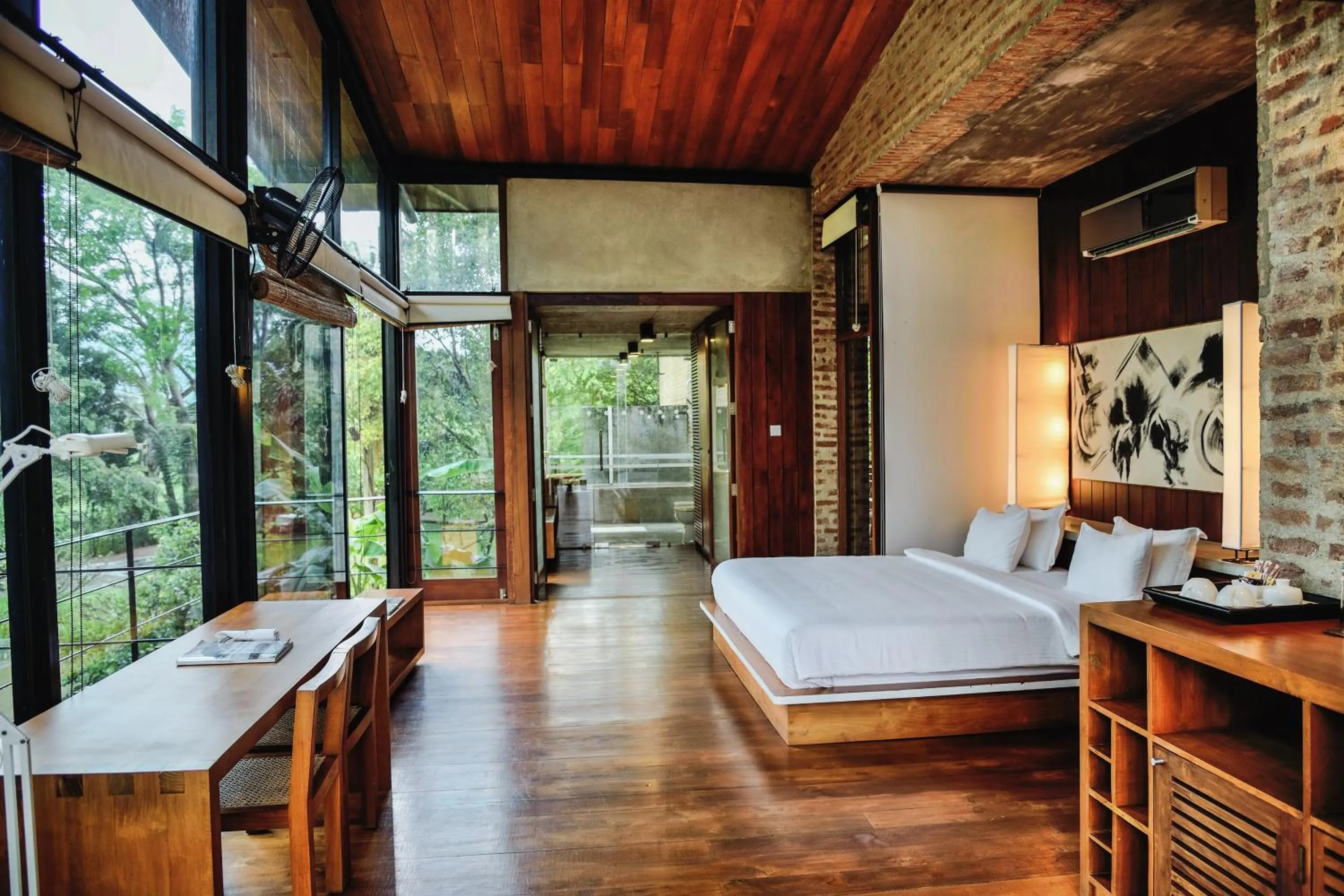 Day, Bed in Kalundewa Retreat