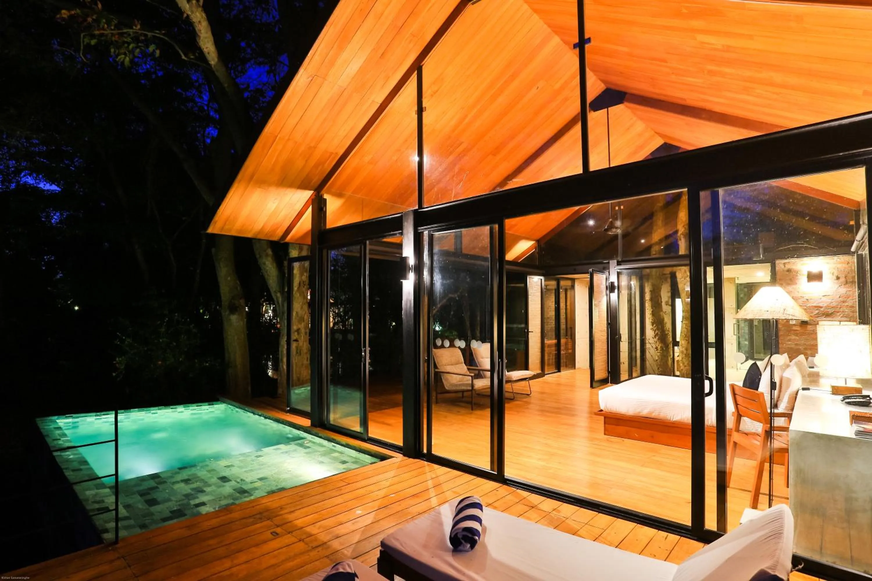 Lake view in Kalundewa Retreat