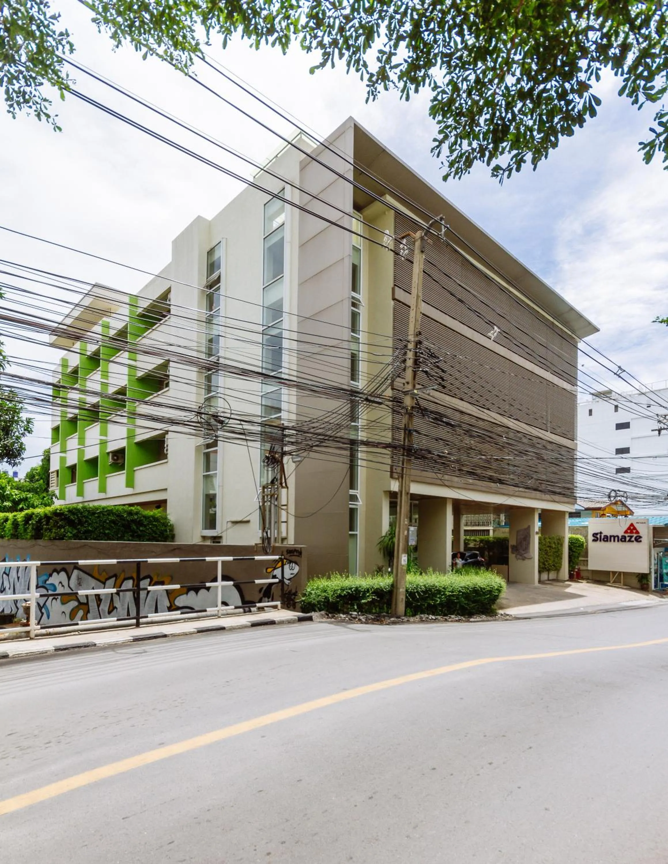 Property building in Siamaze Hostel