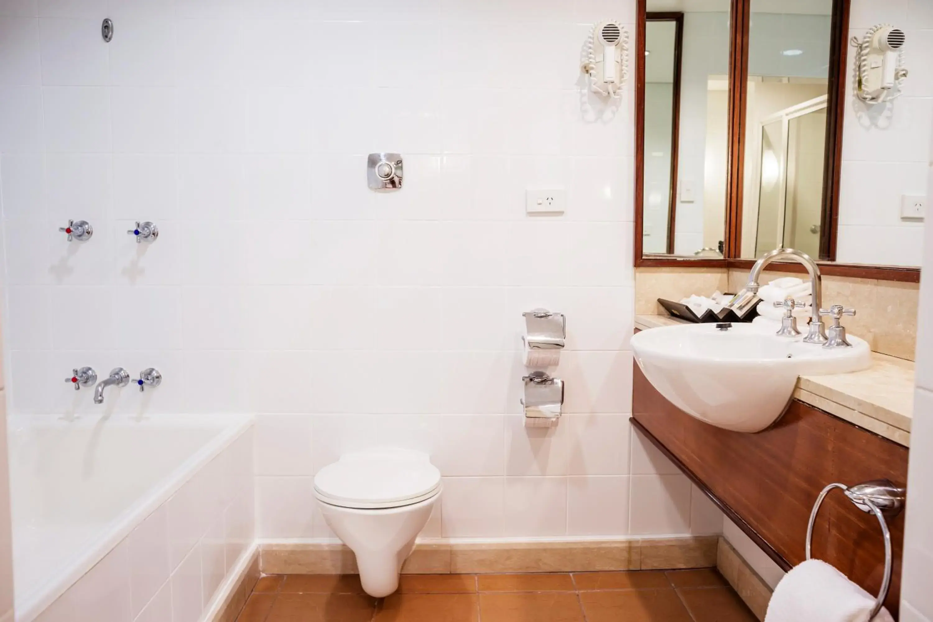 Executive Twin Room with 2 Double Beds - Non Smoking in Crown Hotel Executive Twin Room with 2 Double Beds - Non Smoking in Crown Hotel