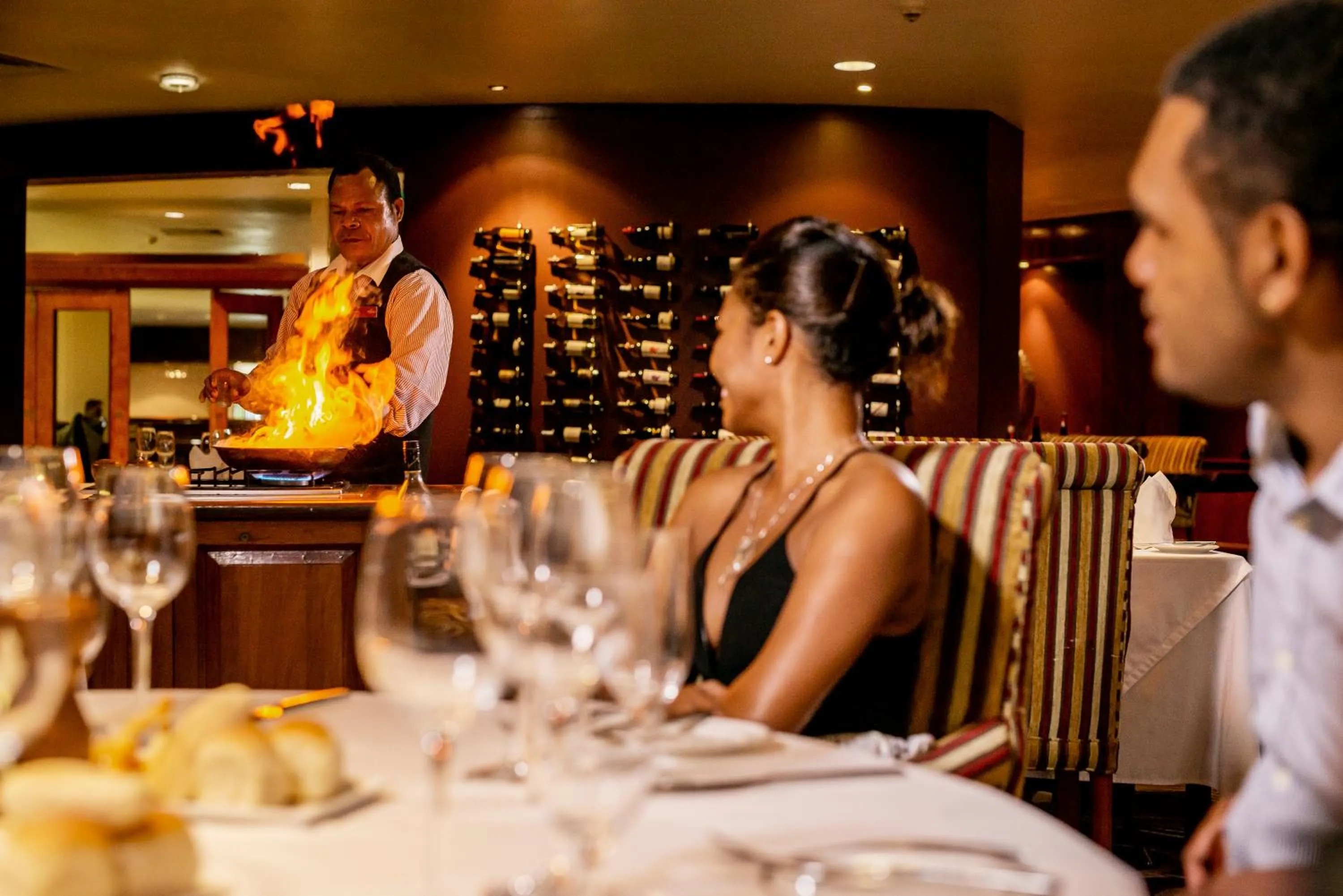 Restaurant/places to eat in Crown Hotel