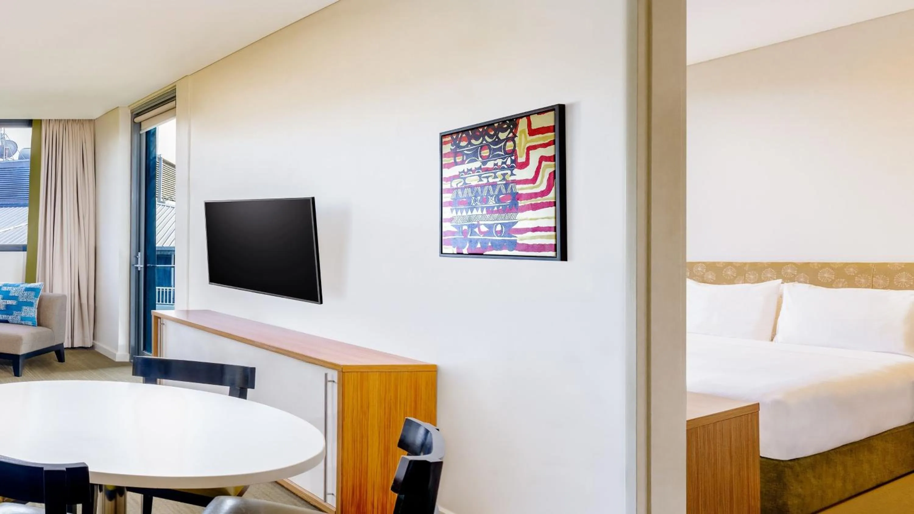 Photo of the whole room, Bed in Holiday Inn & Suites Port Moresby by IHG