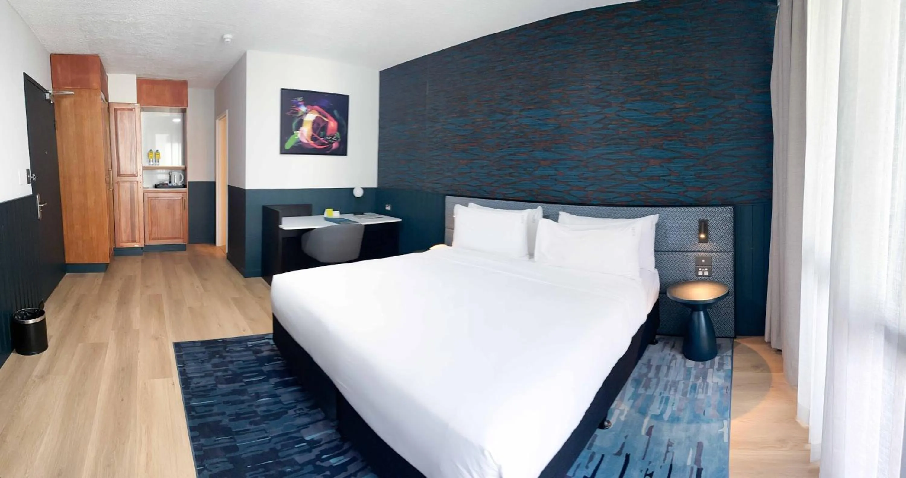 Bed in Holiday Inn & Suites Port Moresby by IHG