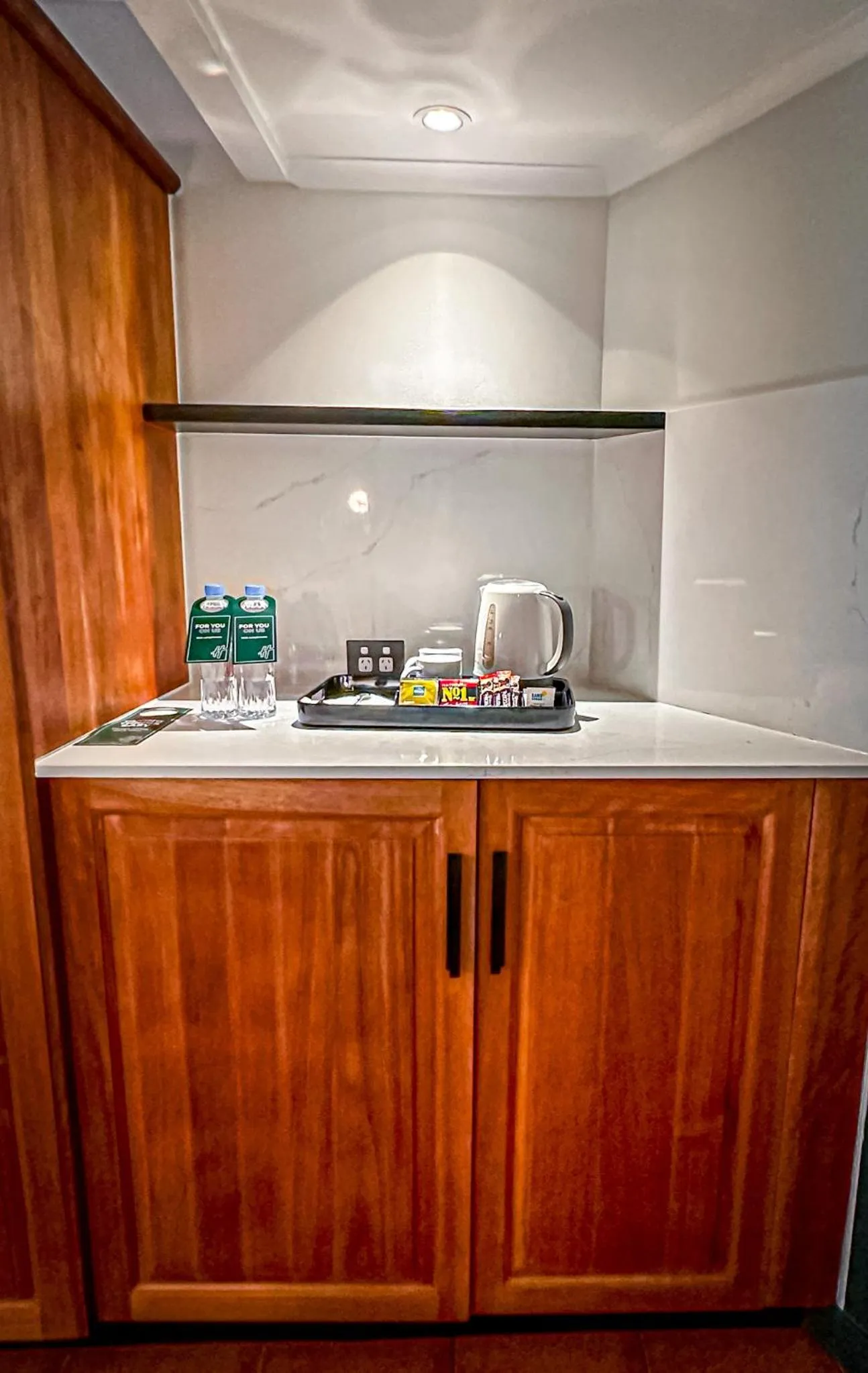 Kitchen or kitchenette in Holiday Inn & Suites Port Moresby by IHG