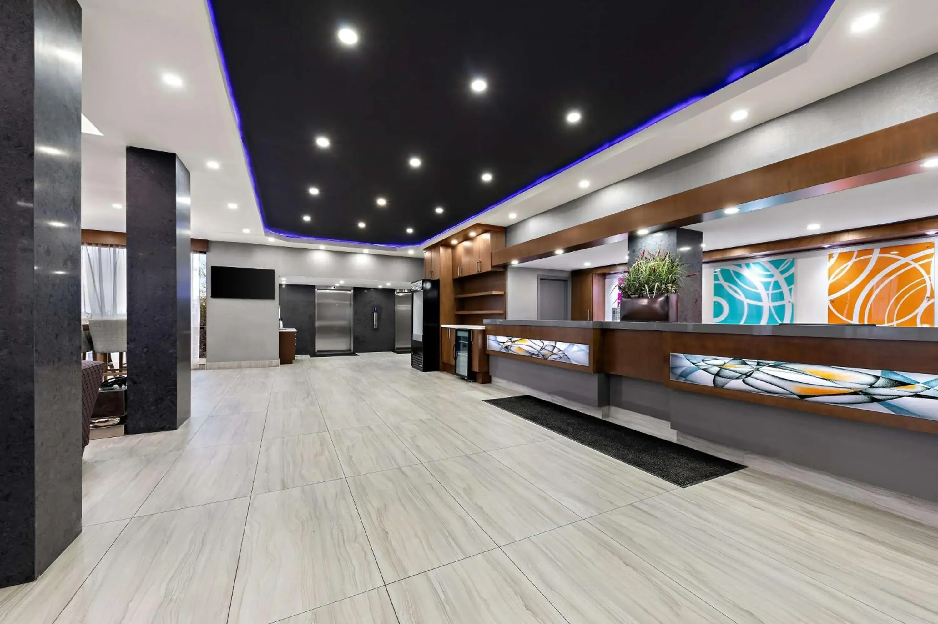 Lobby or reception in Best Western Plus Toronto North York Hotel & Suites Lobby or reception in Best Western Plus Toronto North York Hotel & Suites