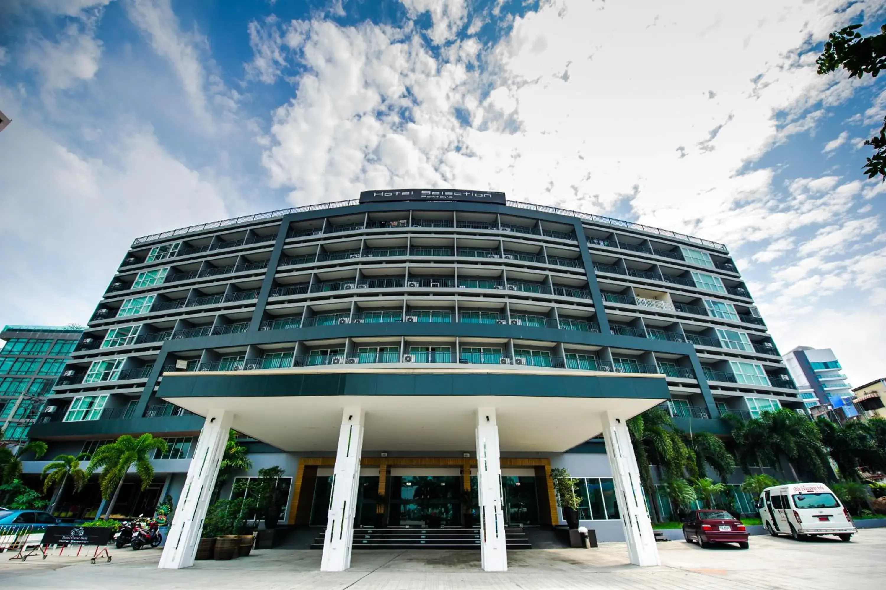 Nearby landmark, Property Building in Hotel Selection Pattaya (SHA Plus)