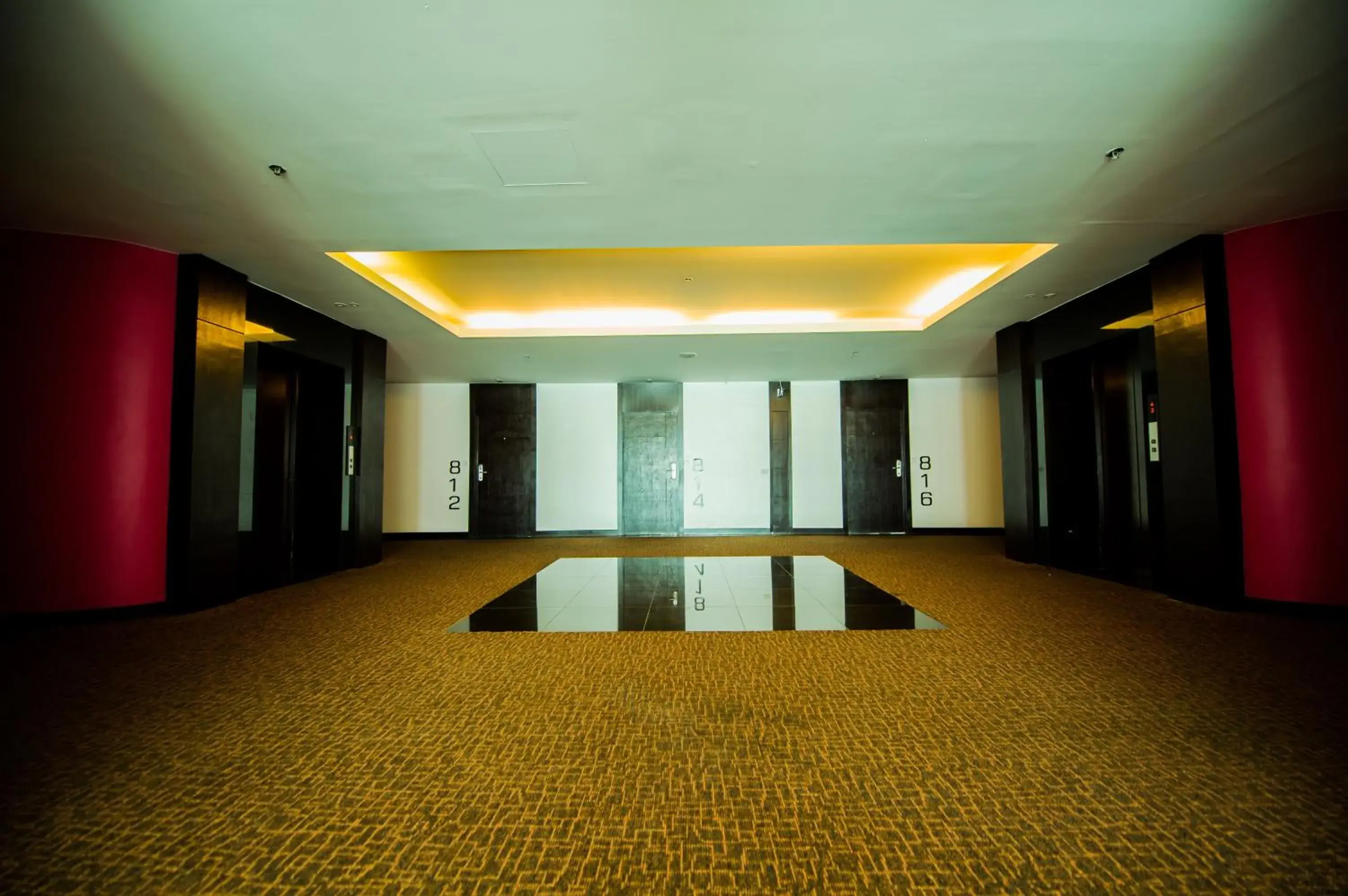 Lobby or reception in Hotel Selection Pattaya (SHA Plus)