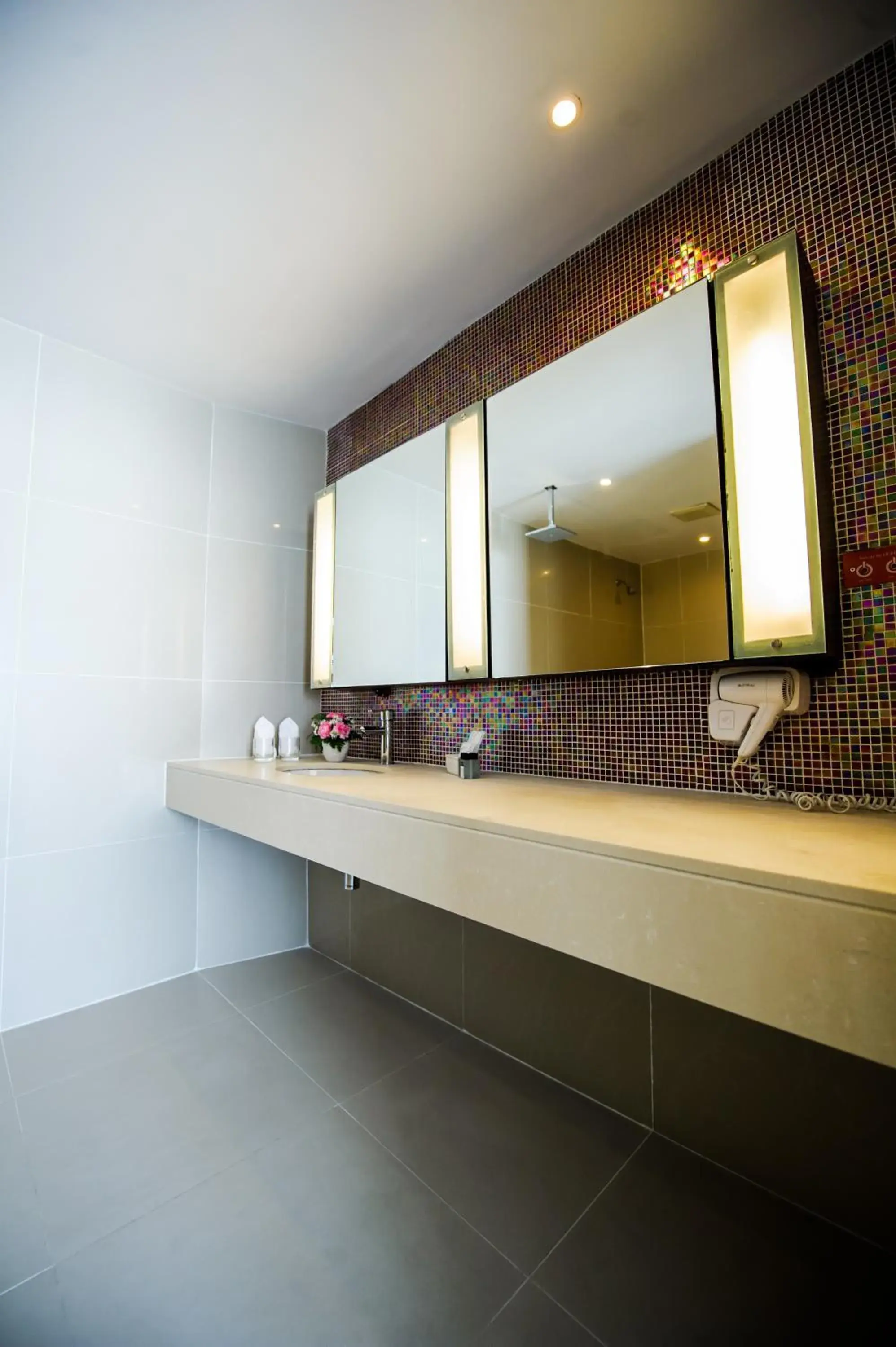 Bathroom in Hotel Selection Pattaya (SHA Plus)