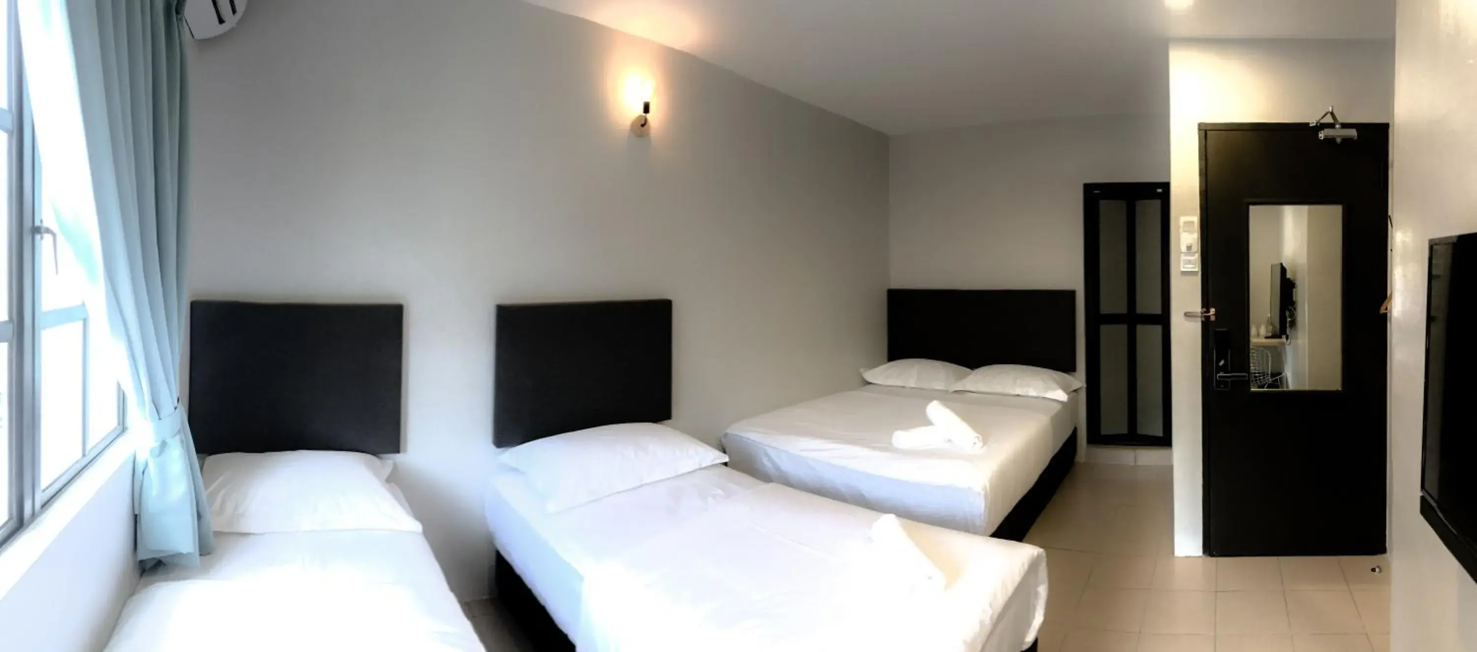 Bedroom, Bed in HAKO XPRESS TMN SKUDAI BARU Bedroom, Bed in HAKO XPRESS TMN SKUDAI BARU