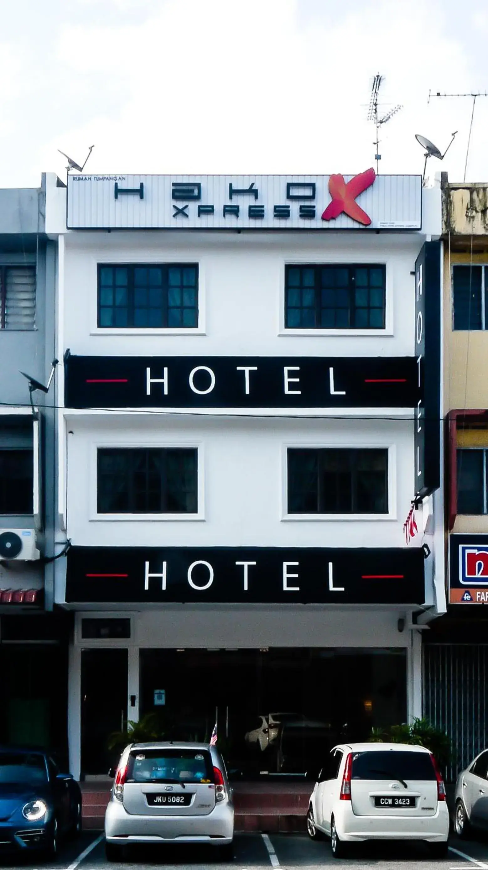 Property building in HAKO XPRESS TMN SKUDAI BARU Property building in HAKO XPRESS TMN SKUDAI BARU