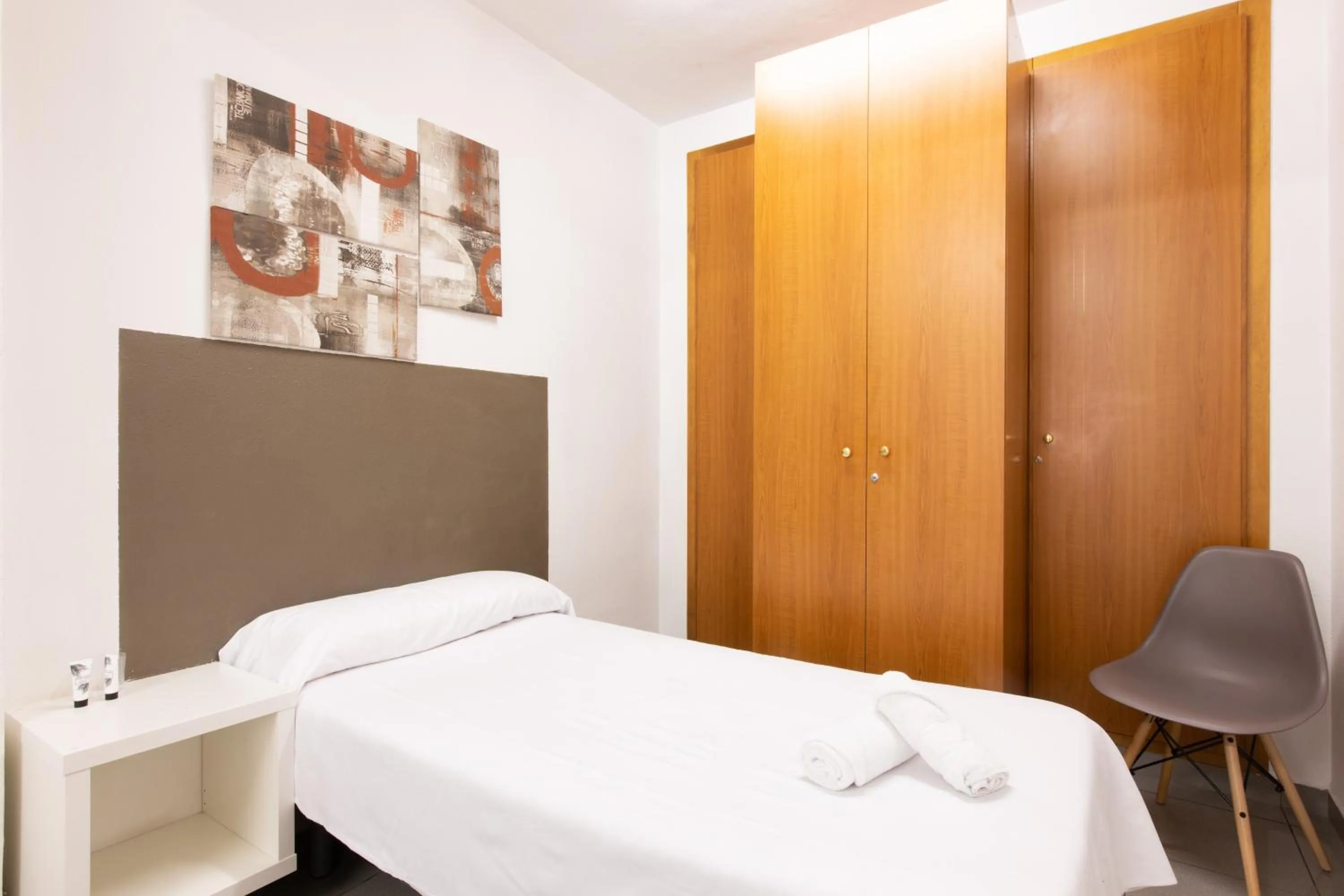 Bed in Pensión Galicia