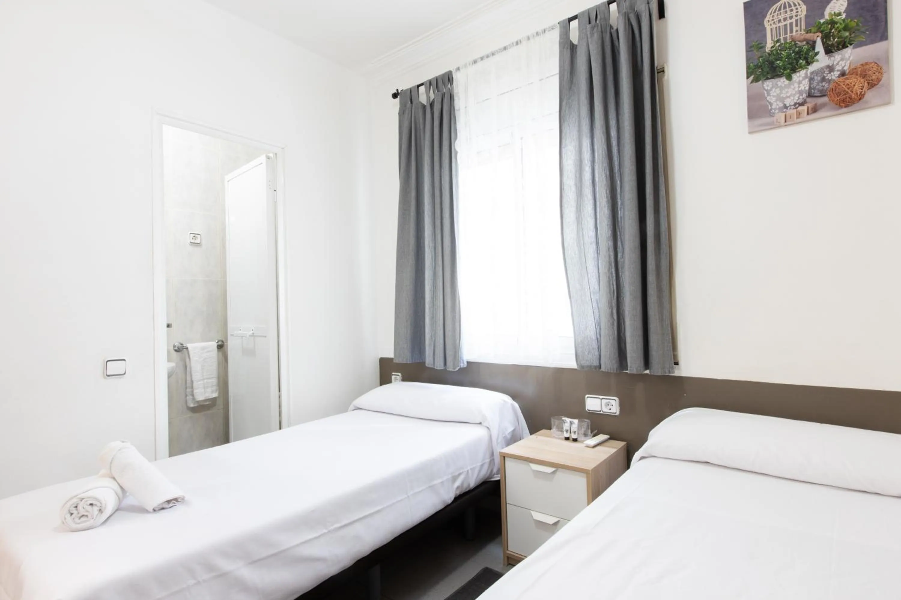 Bed in Pensión Galicia