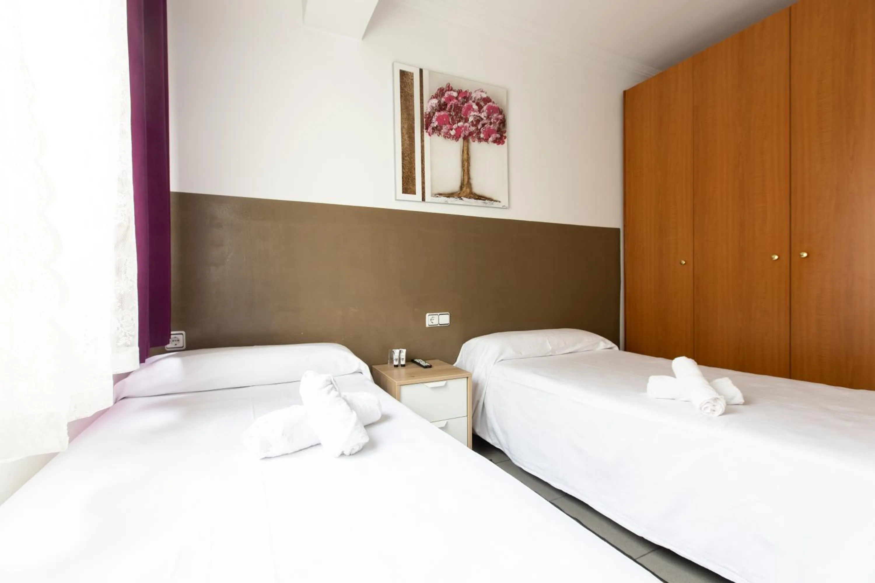 Bed in Pensión Galicia