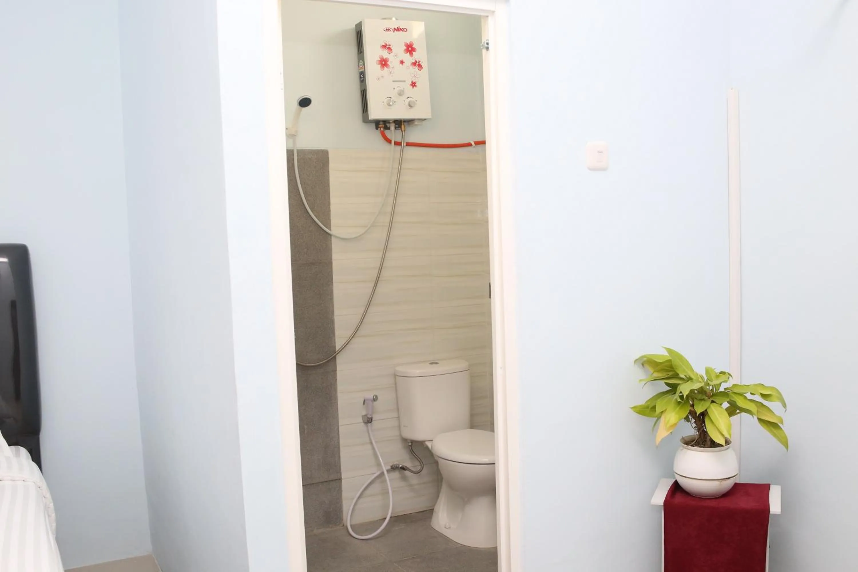 RedDoorz Syariah near Suncity Mall Madiun