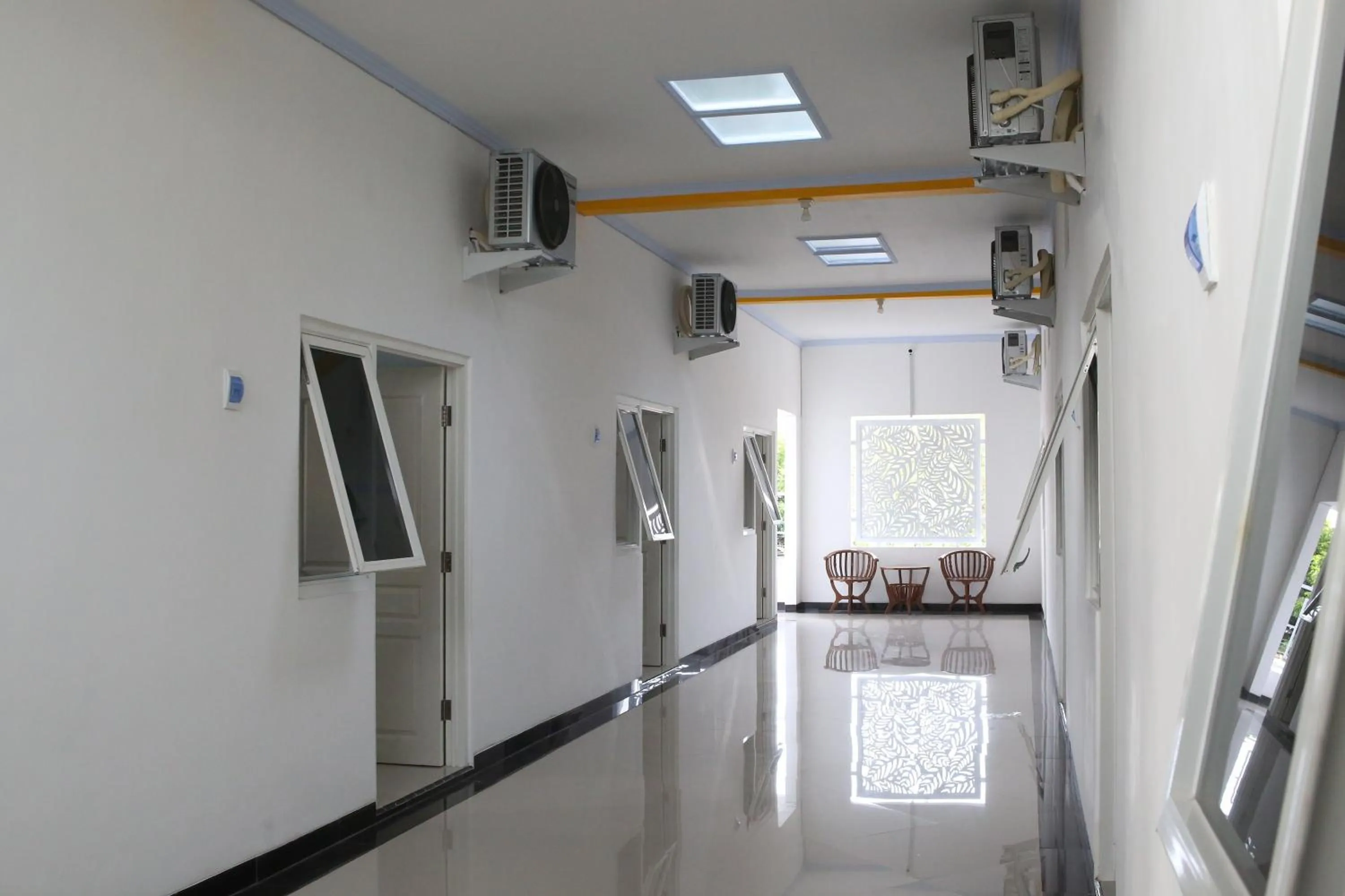 RedDoorz Syariah near Suncity Mall Madiun