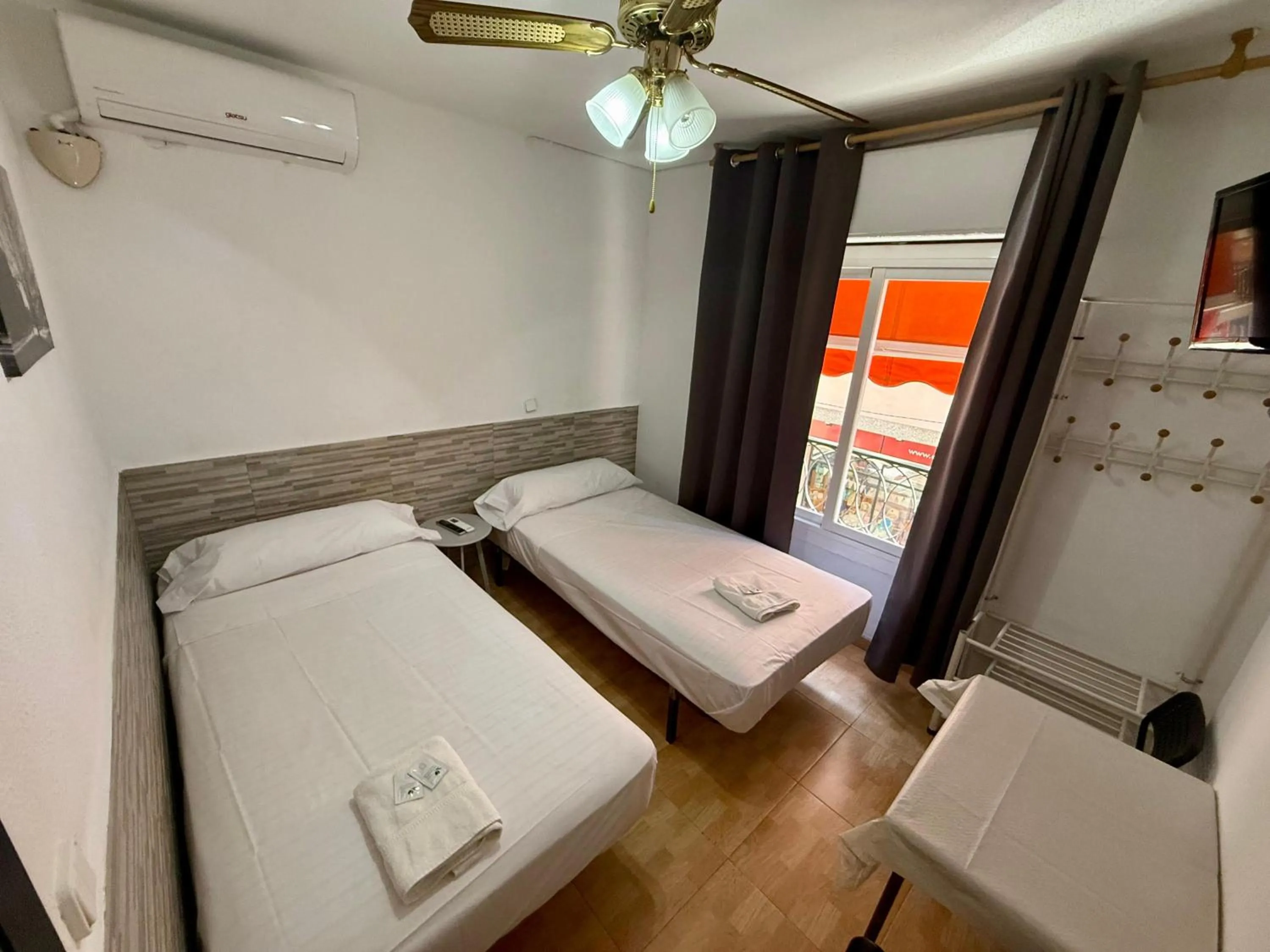 Bed in PENSIÓN ROSA