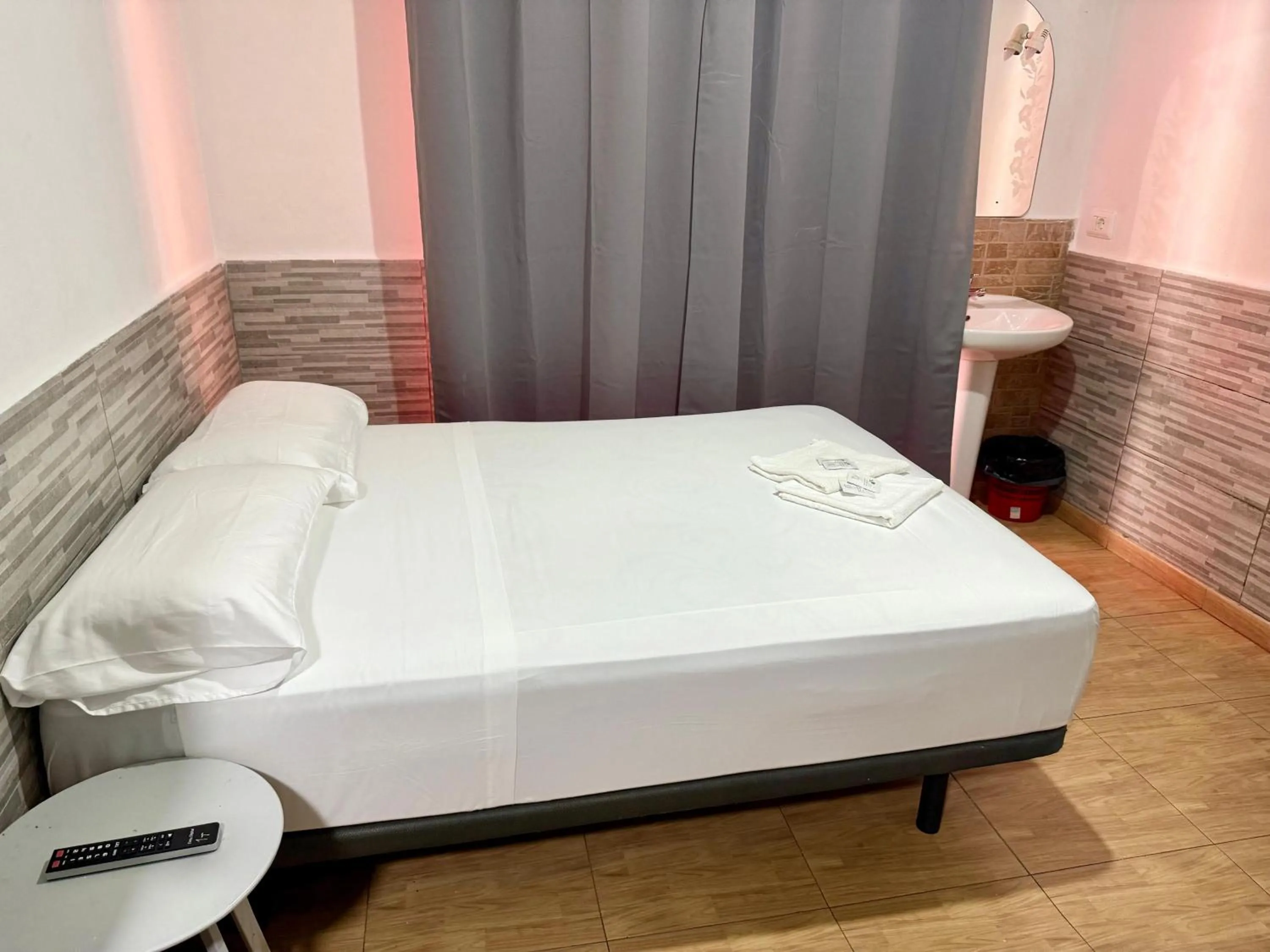 Bed in PENSIÓN ROSA