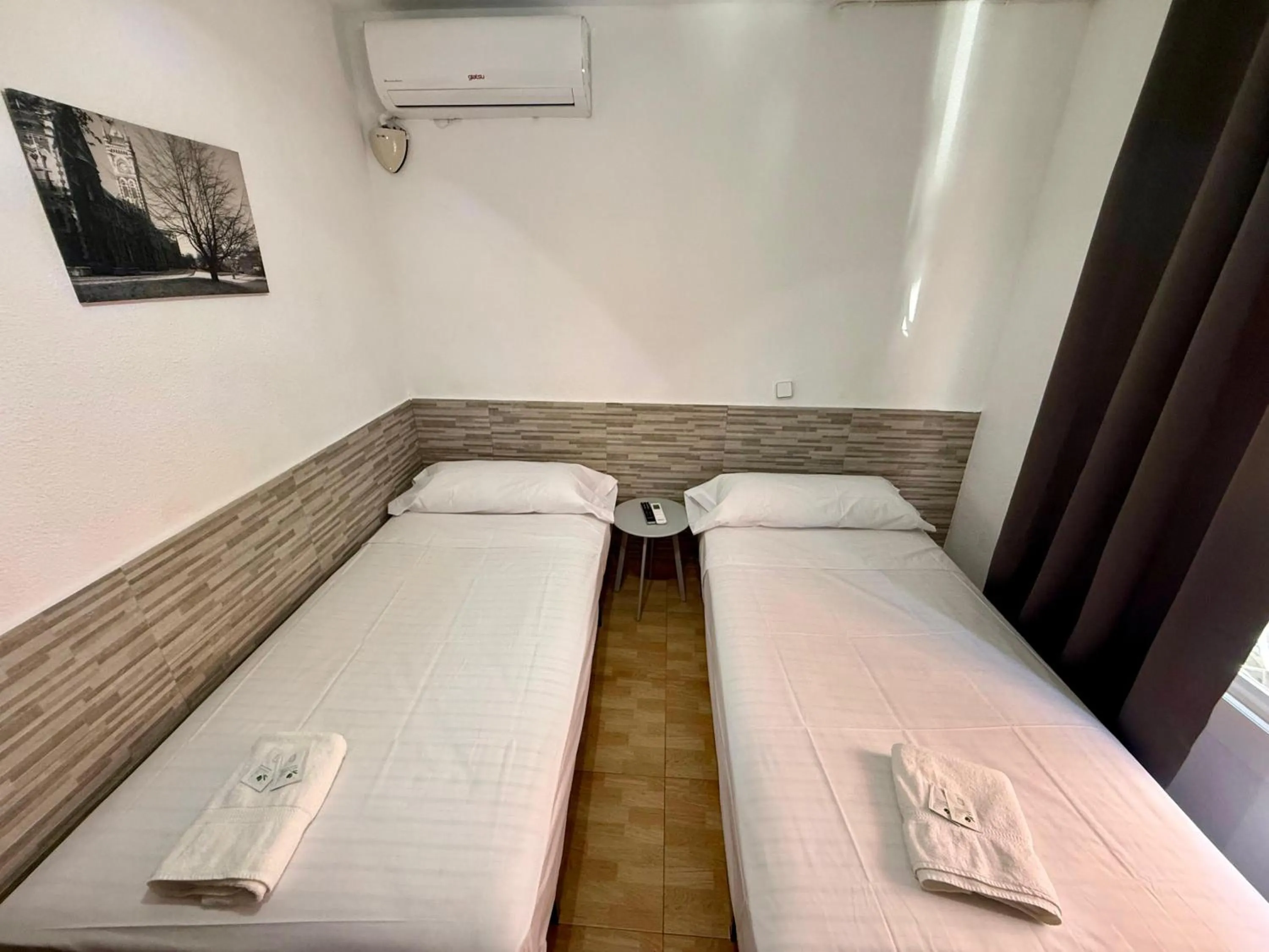 Bed in PENSIÓN ROSA