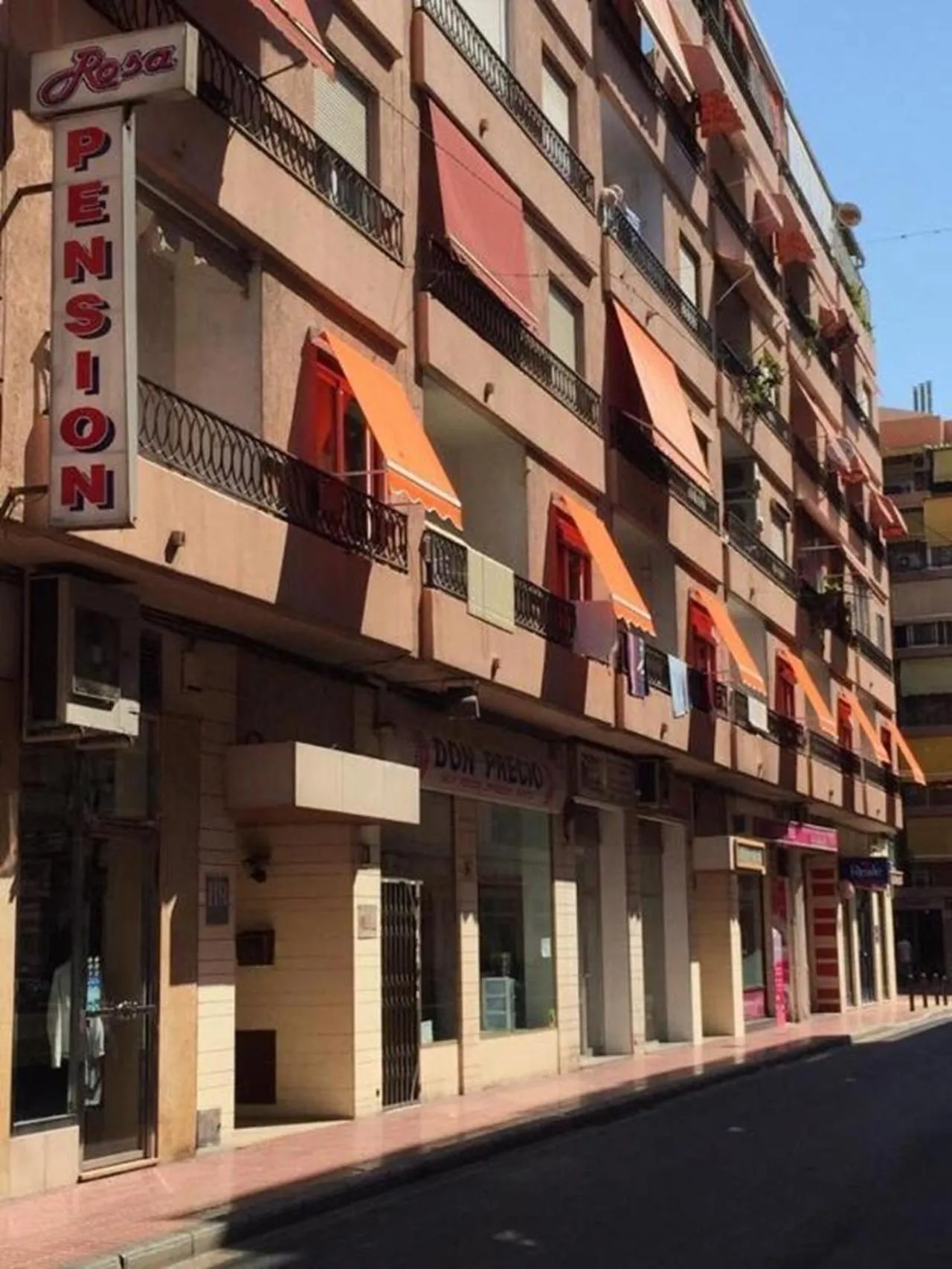 Property building in PENSIÓN ROSA