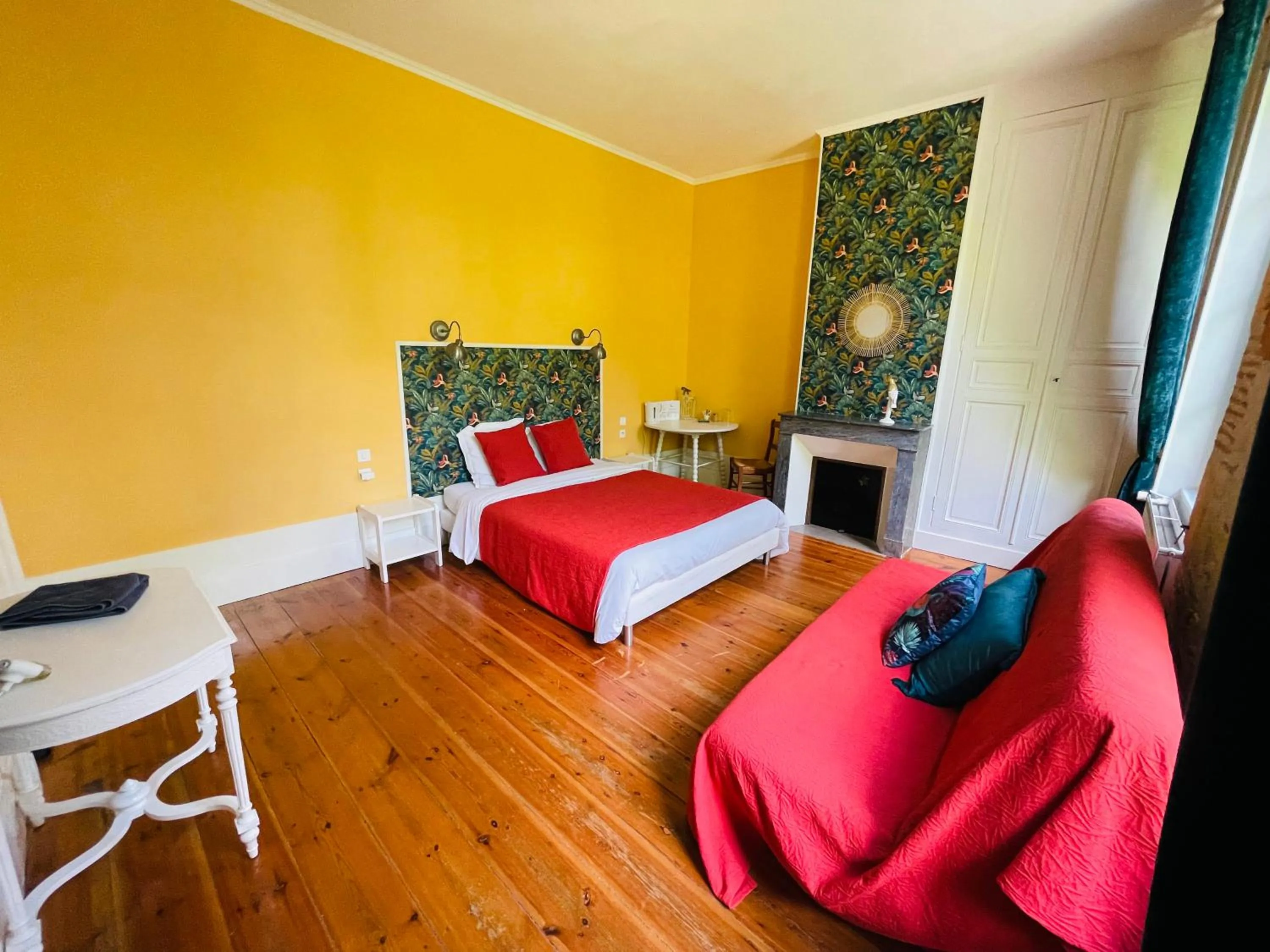 Standard Family Room in Domaine du Baraillot - Chambres & Table d'hôtes, Soirée Étape