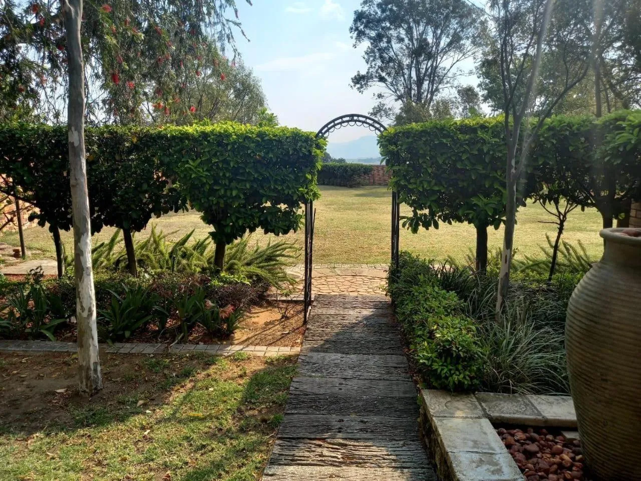 Facade/entrance in The Hills Guest House